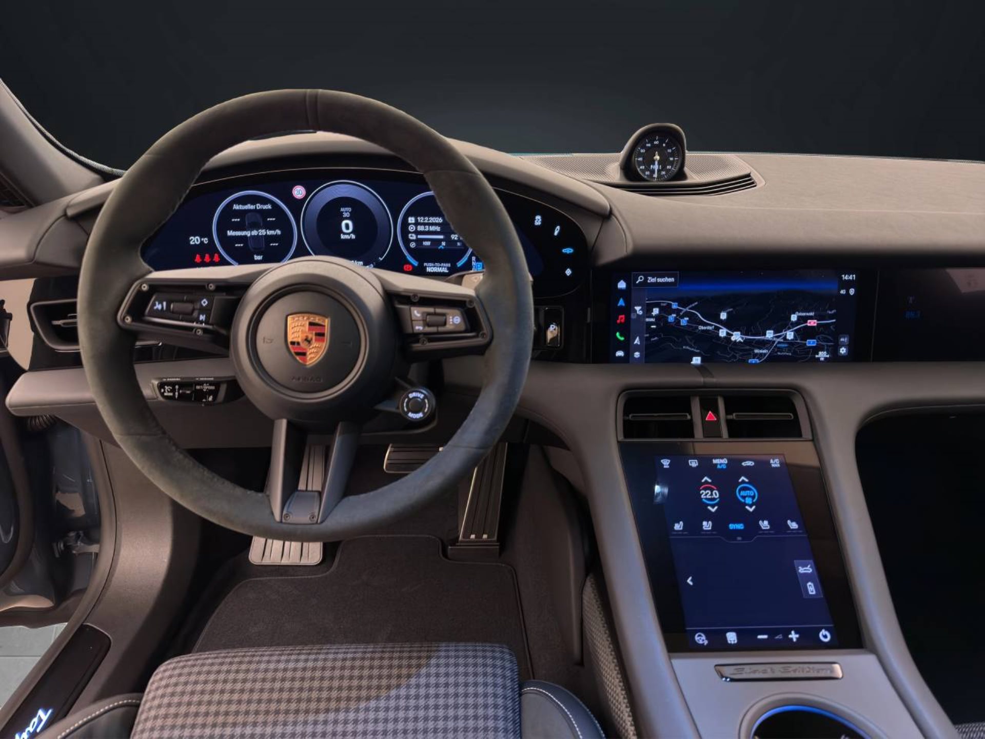 PORSCHE Taycan 4S Sport Turismo Black Edition-image-20