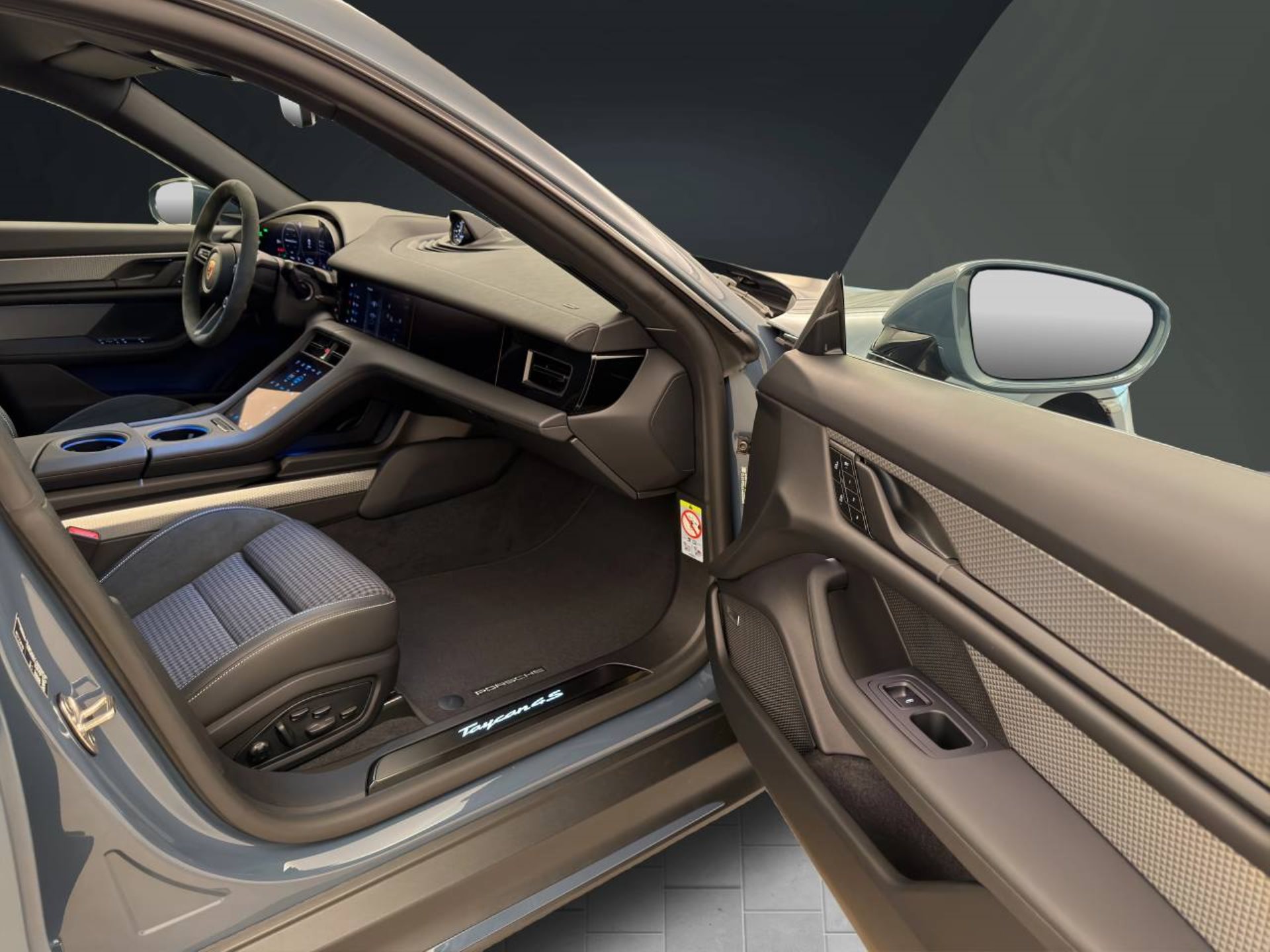 PORSCHE Taycan 4S Sport Turismo Black Edition-image-18