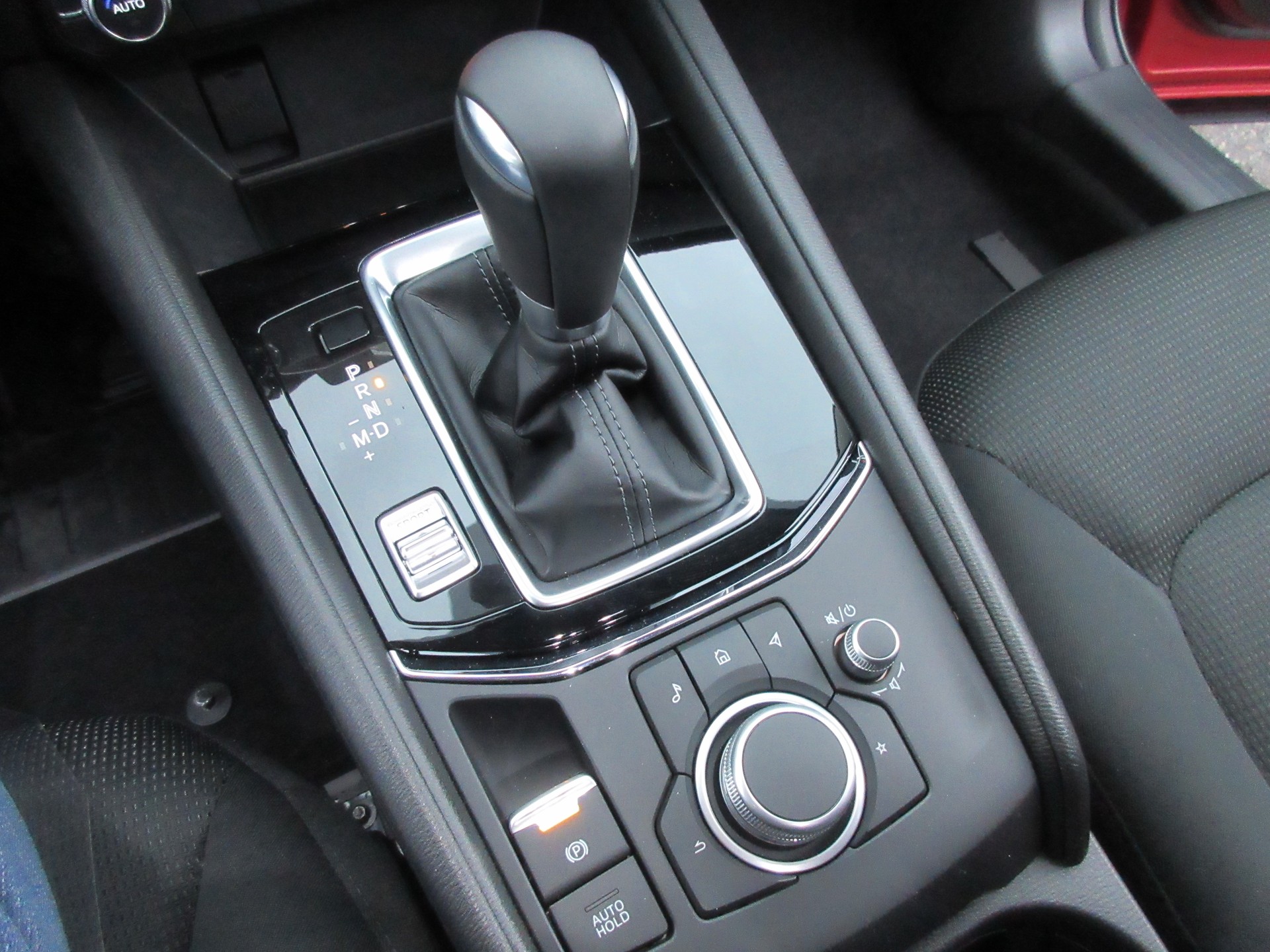 MAZDA CX-5 e-Skyactiv-G 165 Center-line AWD Automat-image-13
