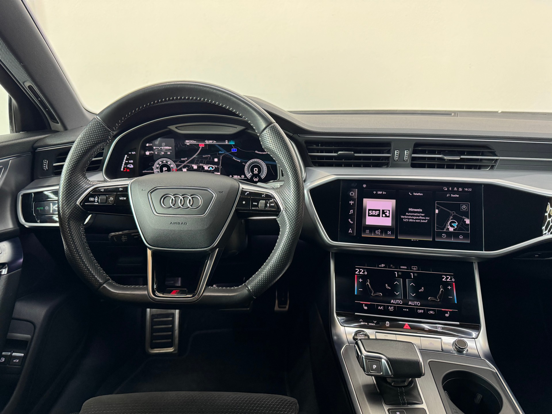 AUDI A6 Avant 55 TFSIe Sport quattro S-tronic-image-15