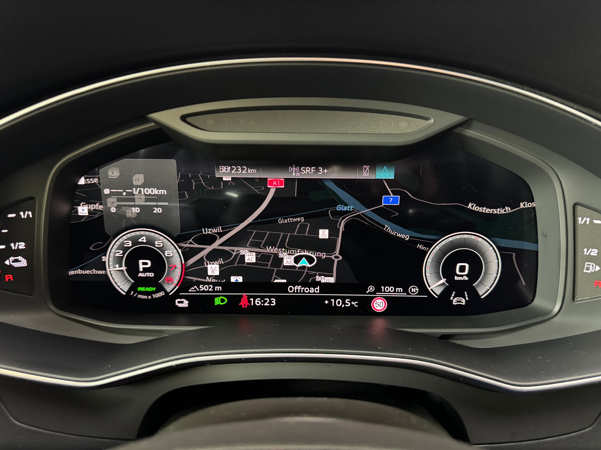 AUDI A6 Avant 55 TFSIe Sport quattro S-tronic-image-12