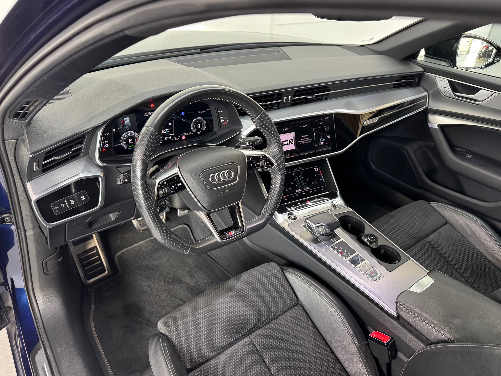 AUDI A6 Avant 55 TFSIe Sport quattro S-tronic-image-10