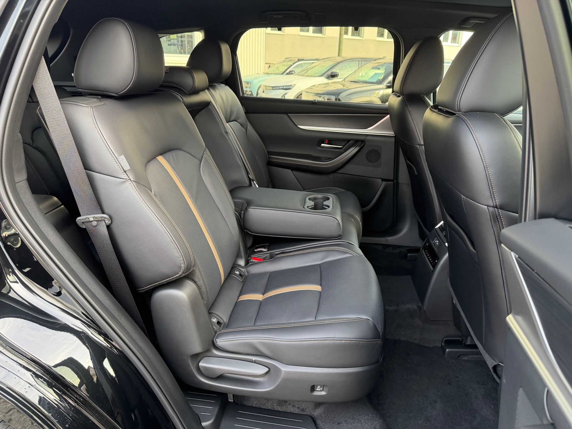 MAZDA CX-80 e-Skyactiv PHEV 327 AWD Homura Plus-image-11