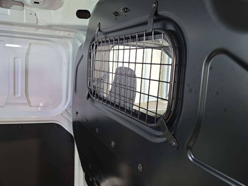 FORD Transit Courier Van 1.0 EcoBoost 100 PS Trend-image-15