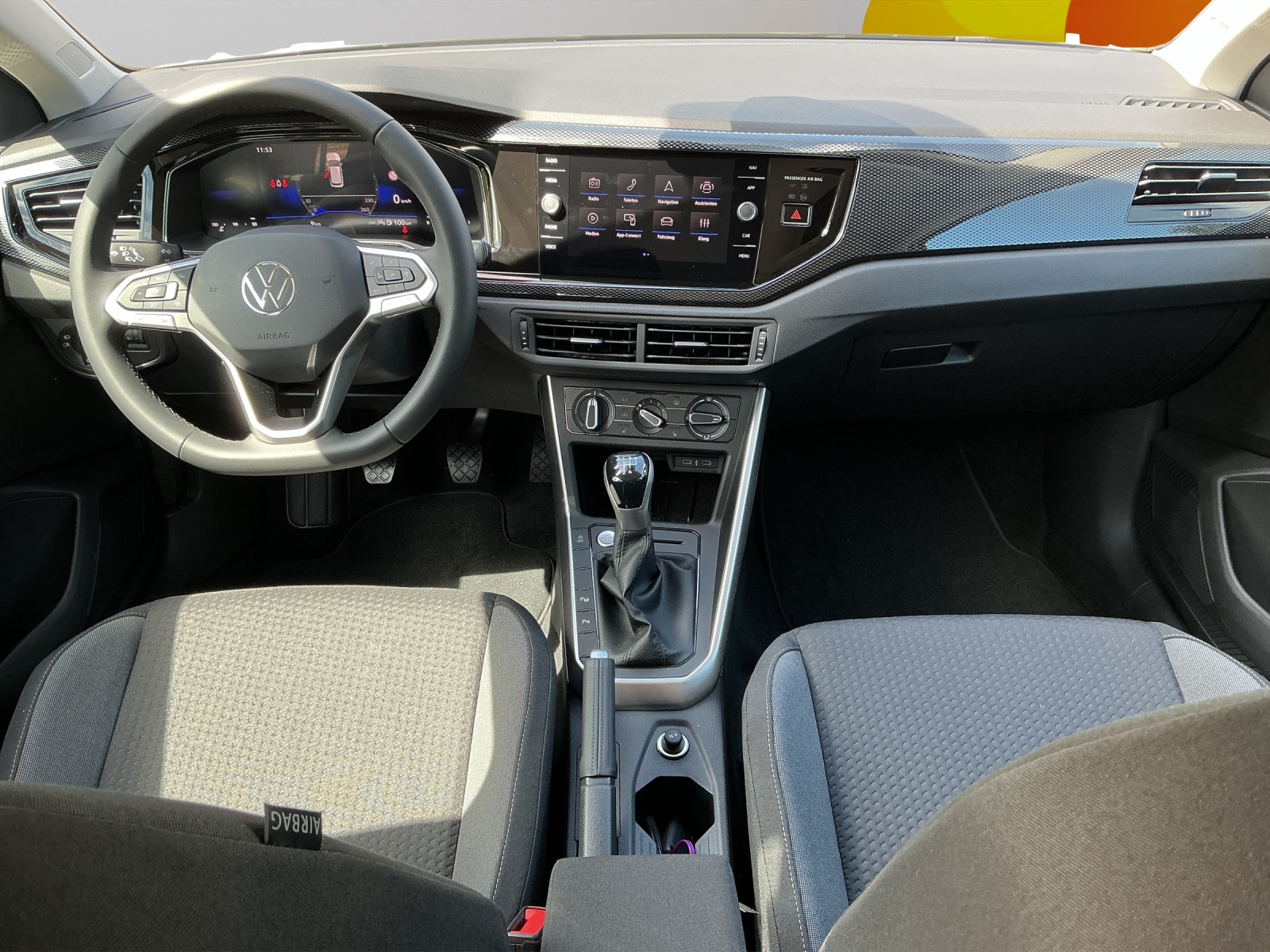 VW Polo 1.0 TSI Life-image-8
