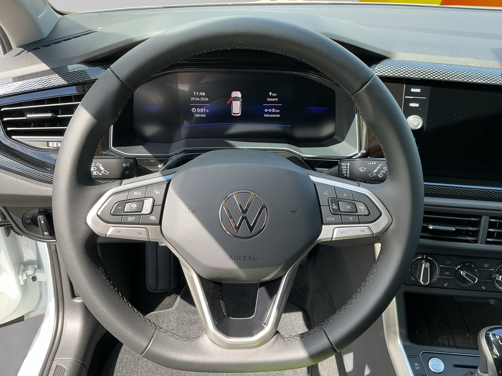 VW Polo 1.0 TSI Life-image-5
