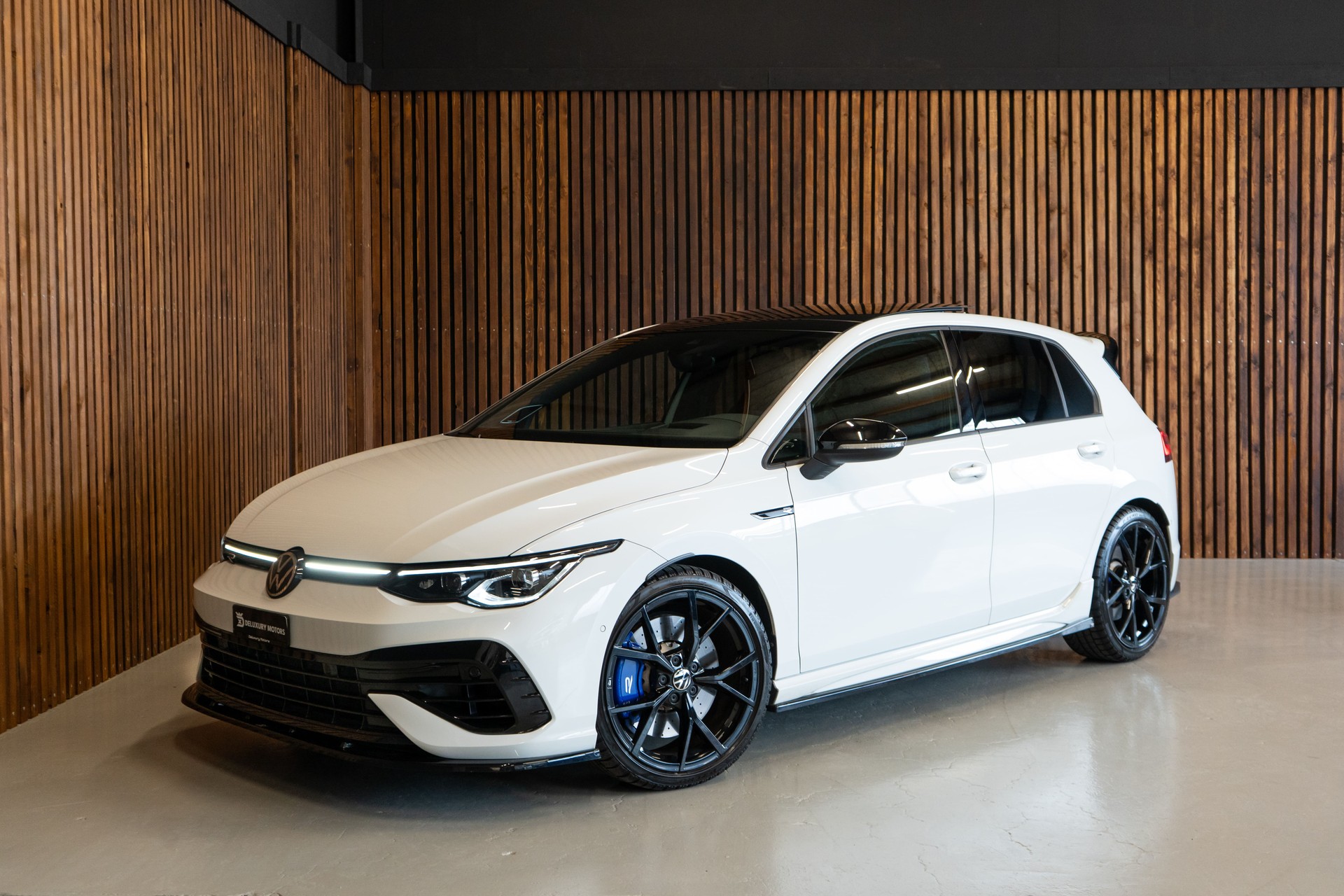 VW Golf VIII 2.0 TSI R DSG 4motion