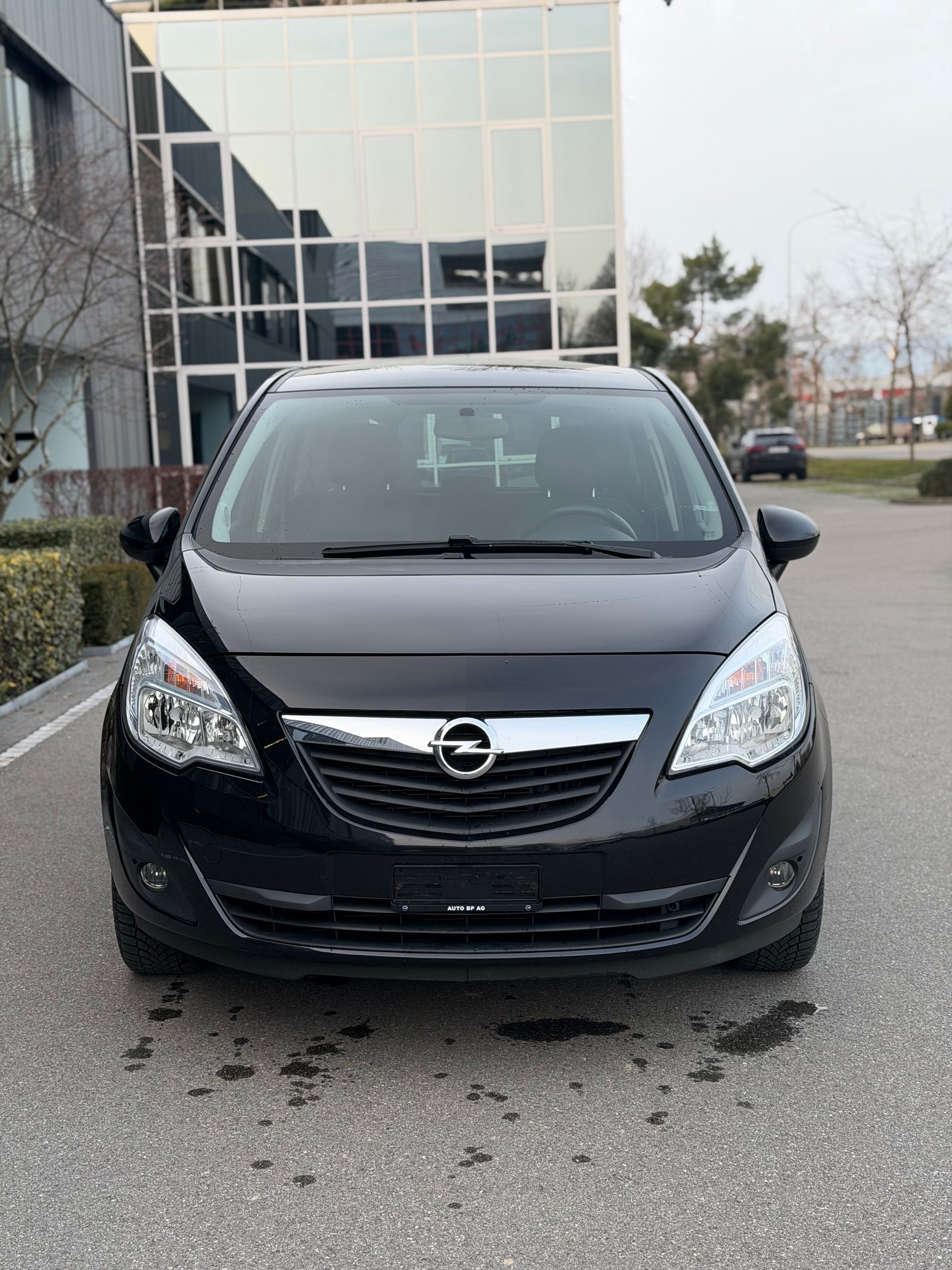 OPEL Meriva 1.4 Turbo Cosmo-image-2