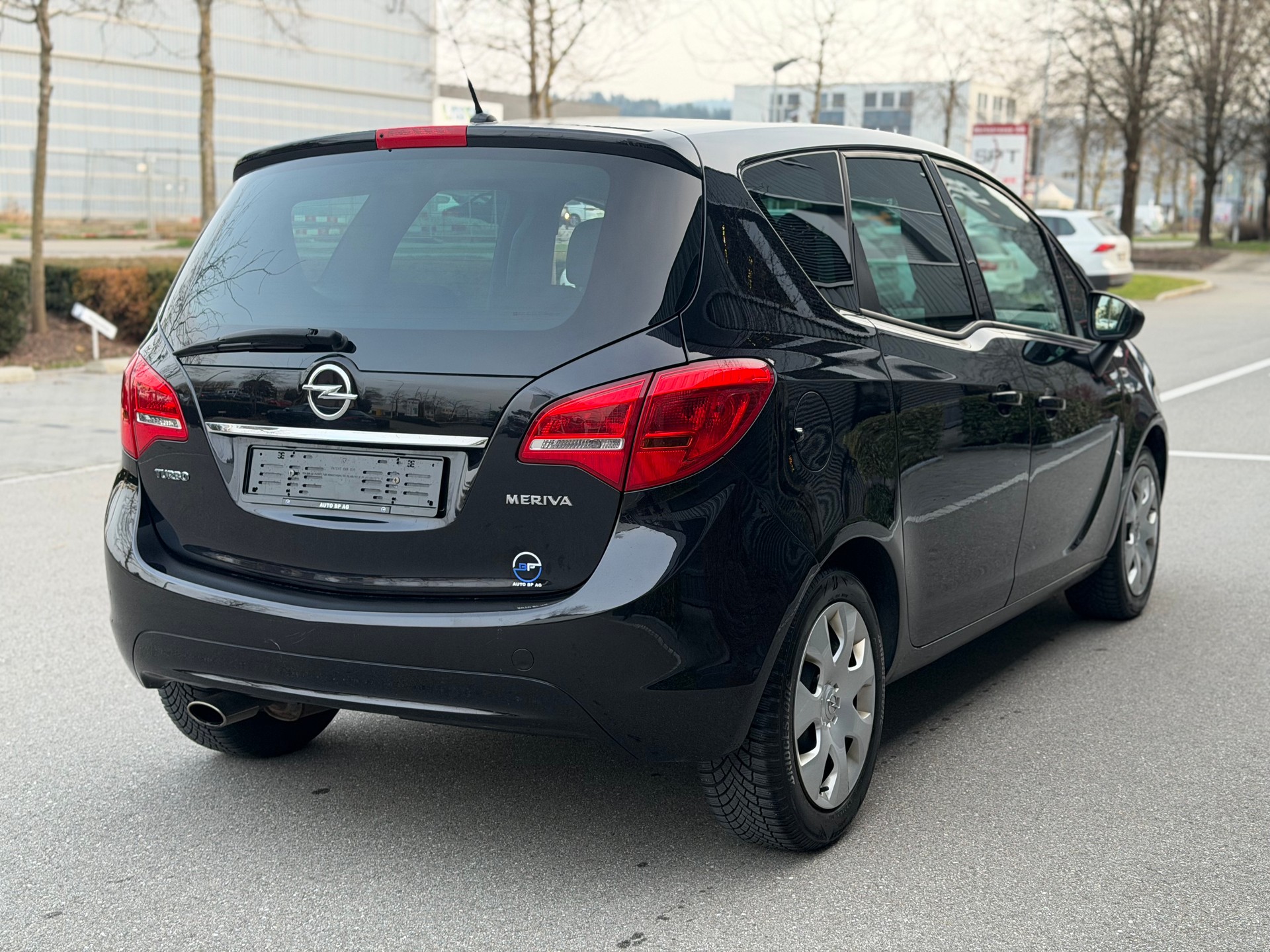 OPEL Meriva 1.4 Turbo Cosmo-image-3