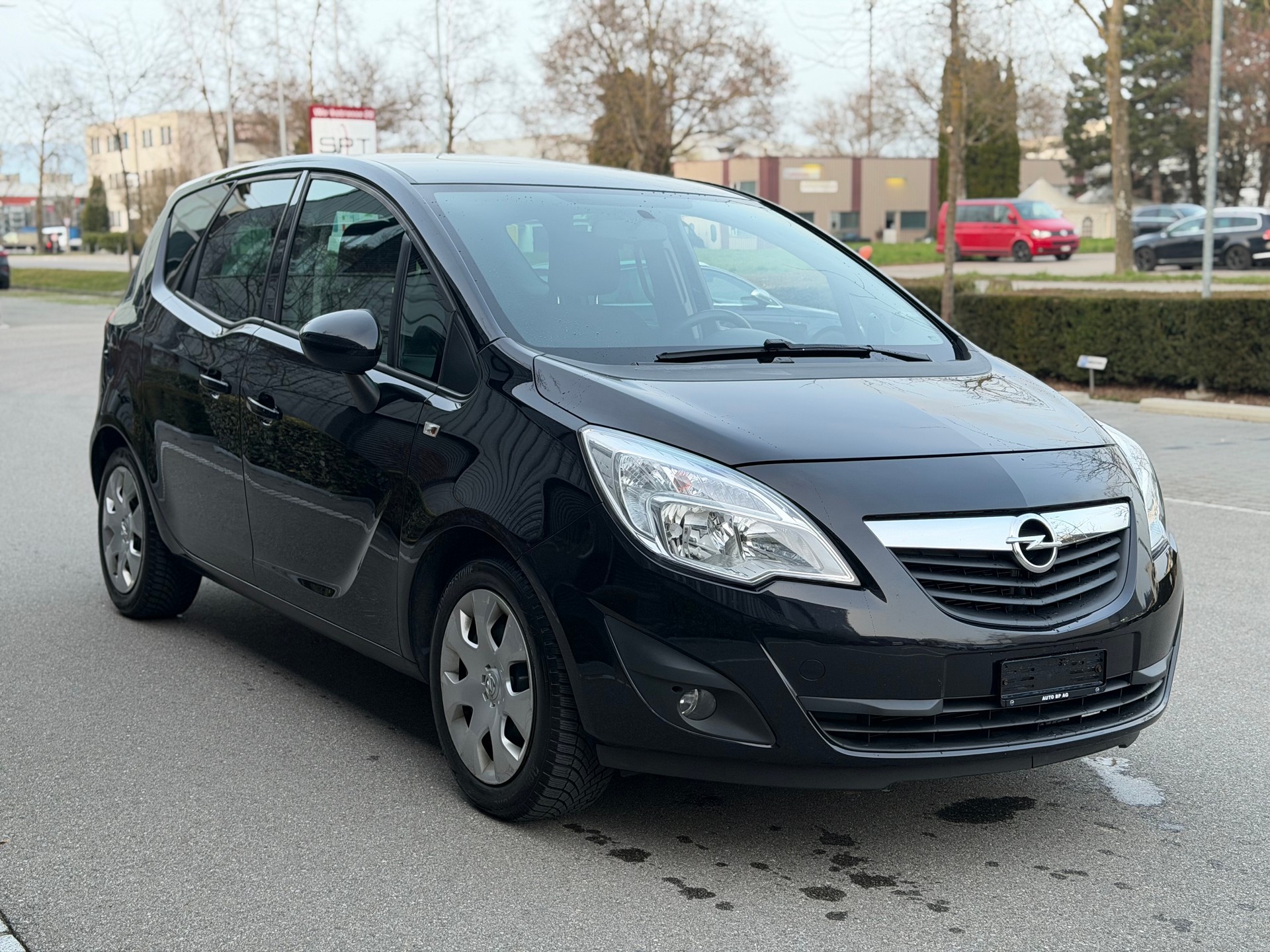 OPEL Meriva 1.4 Turbo Cosmo-image-1