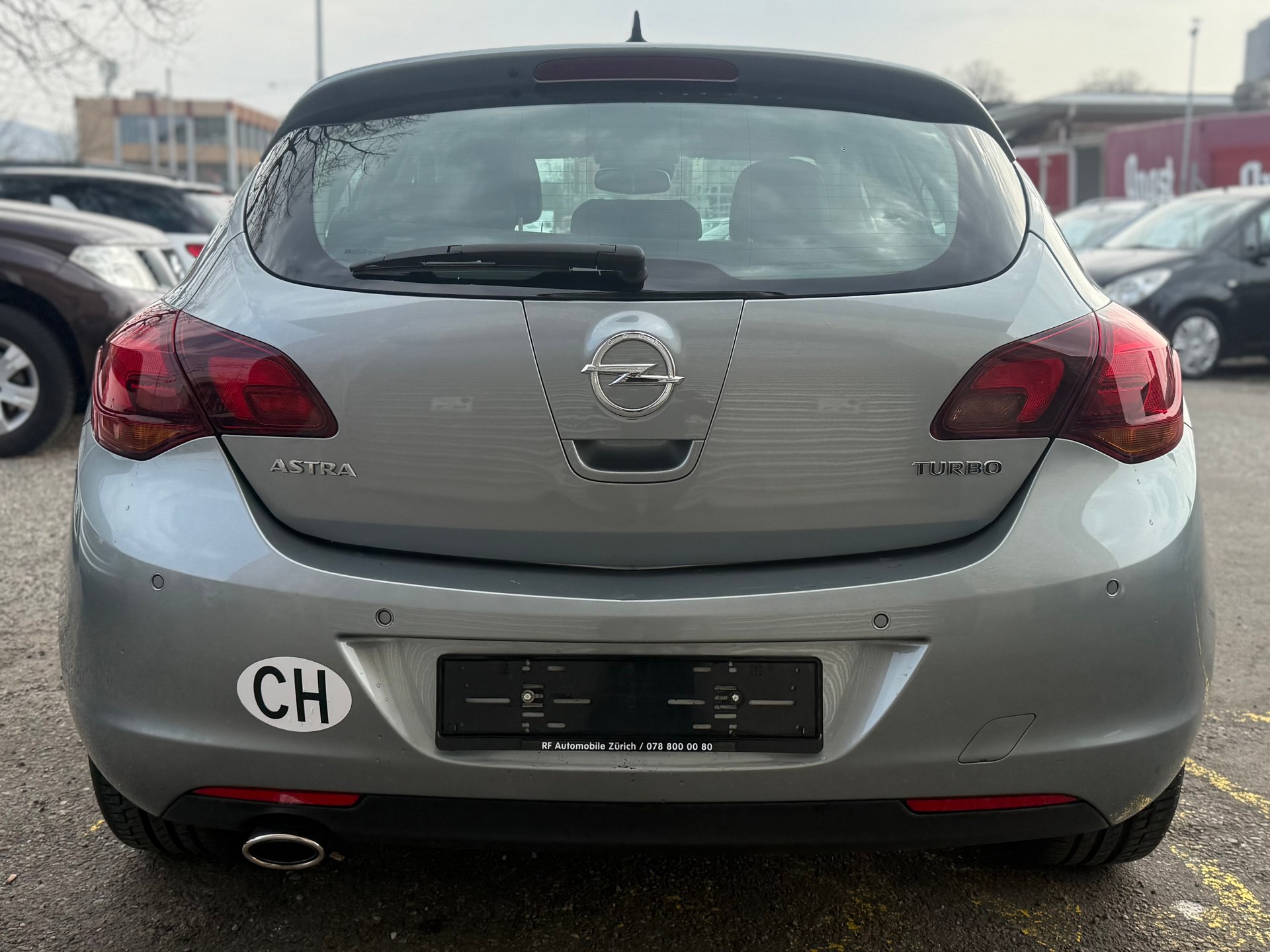 OPEL Astra 1.6i 16V Turbo Cosmo Automatic-image-6