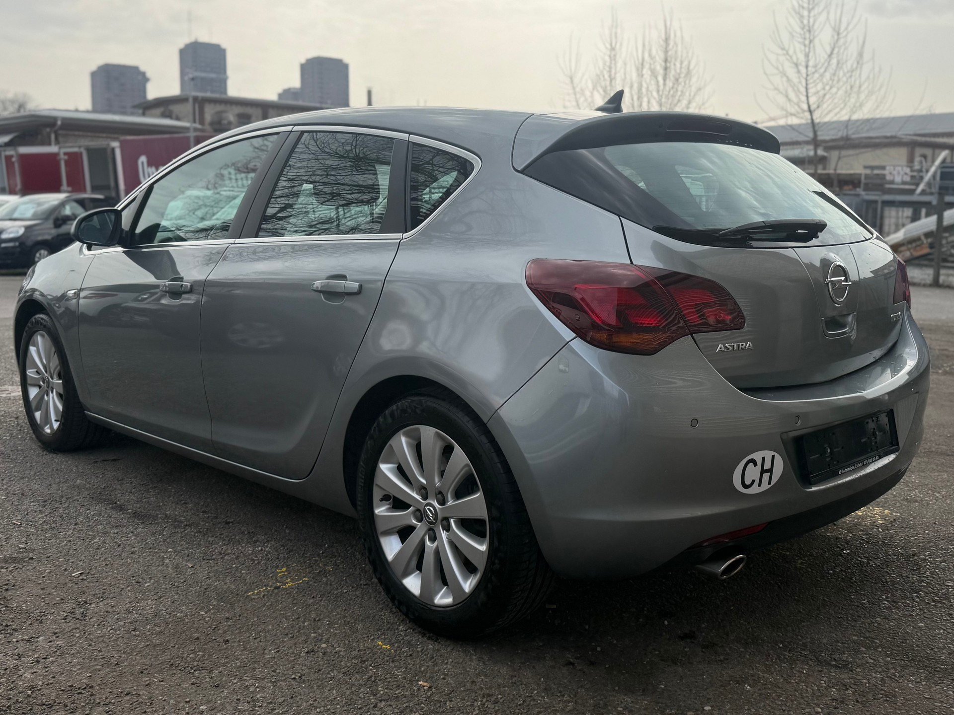 OPEL Astra 1.6i 16V Turbo Cosmo Automatic-image-7