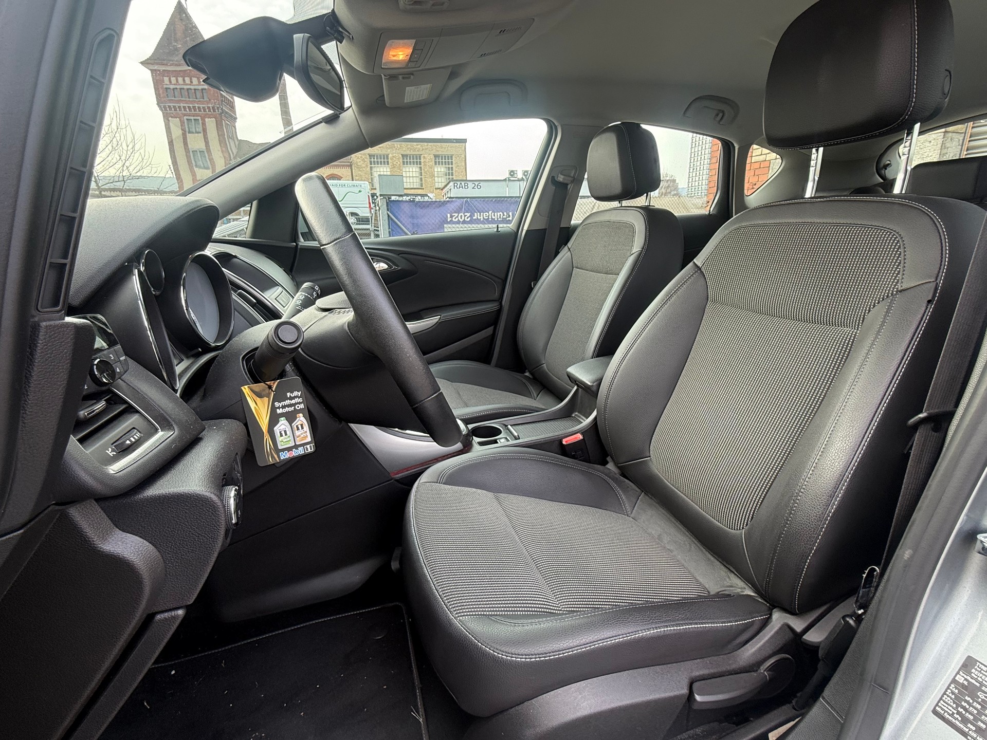 OPEL Astra 1.6i 16V Turbo Cosmo Automatic-image-9