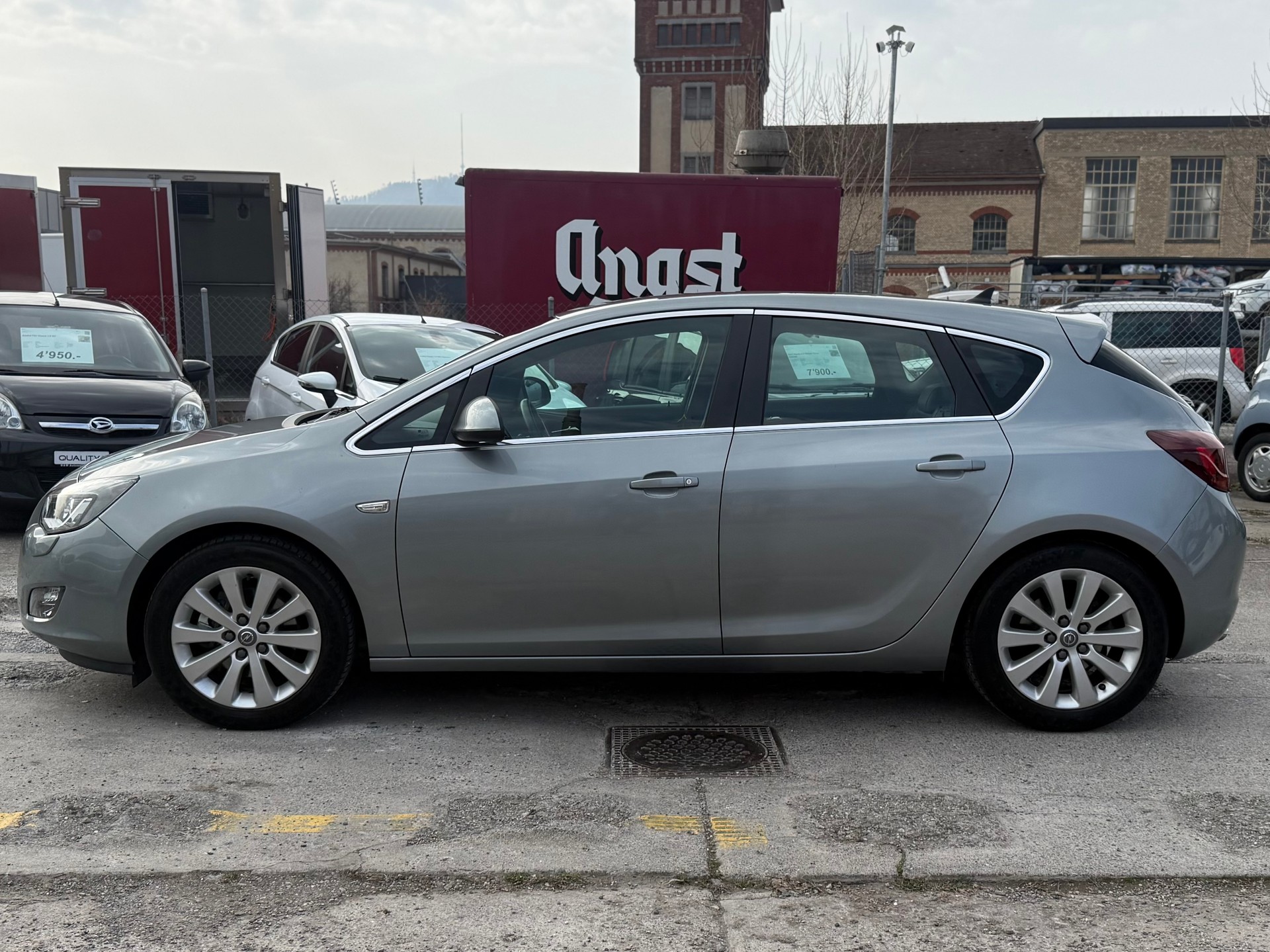 OPEL Astra 1.6i 16V Turbo Cosmo Automatic-image-4