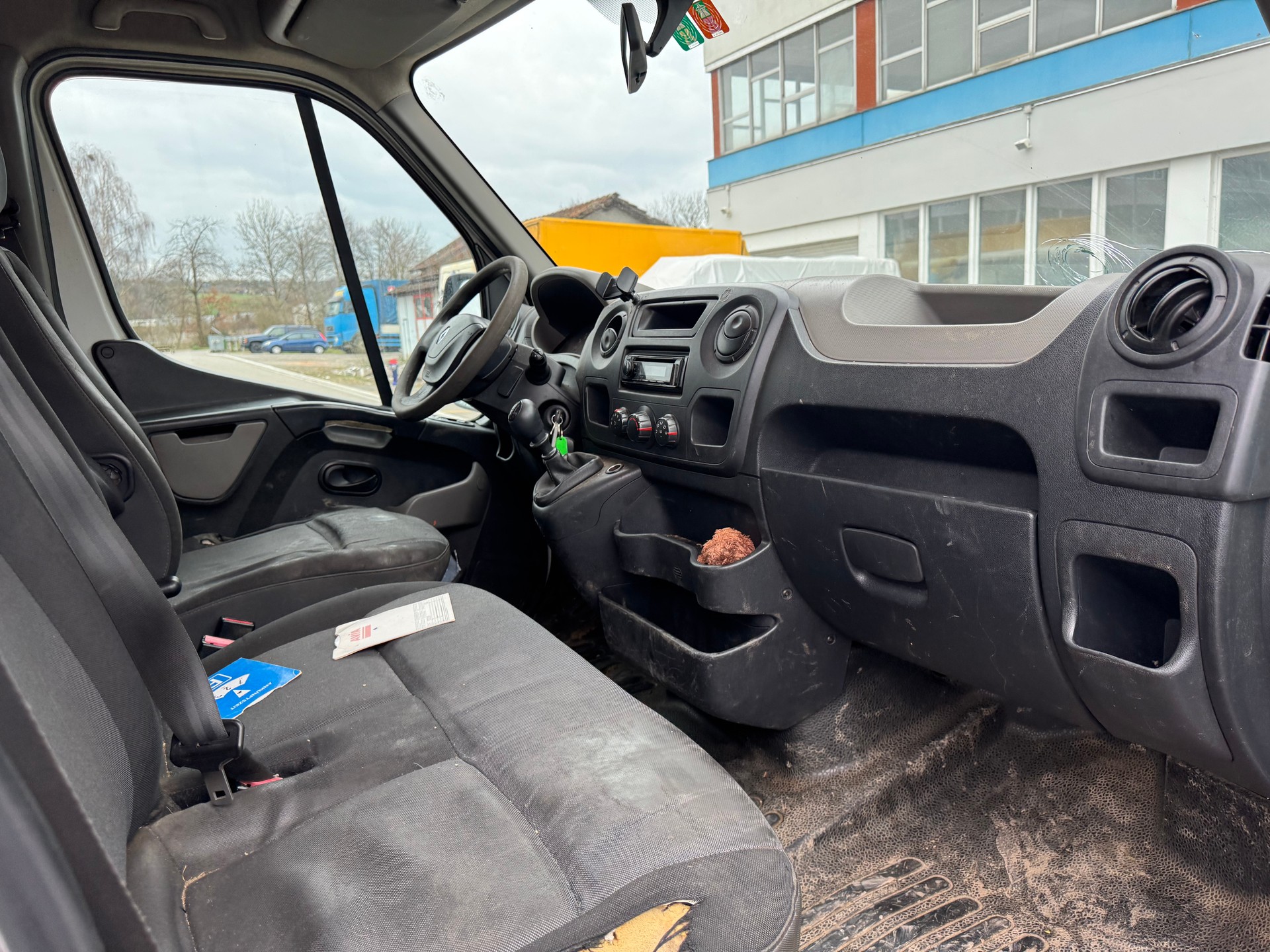 RENAULT Master T35 2.3dCi L2H1-image-5