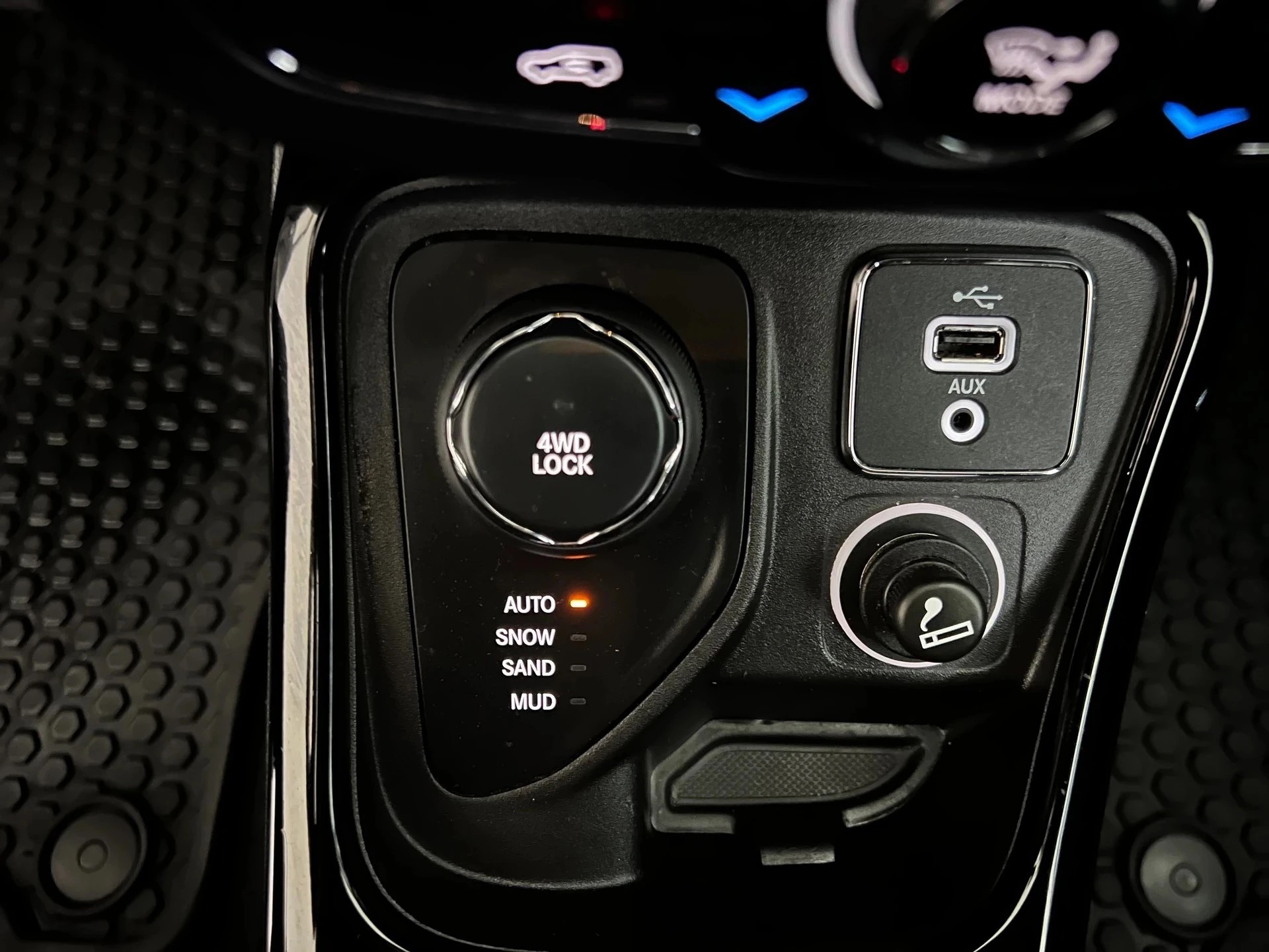 JEEP Compass 2.0CRD Limited AWD 9ATX-image-13