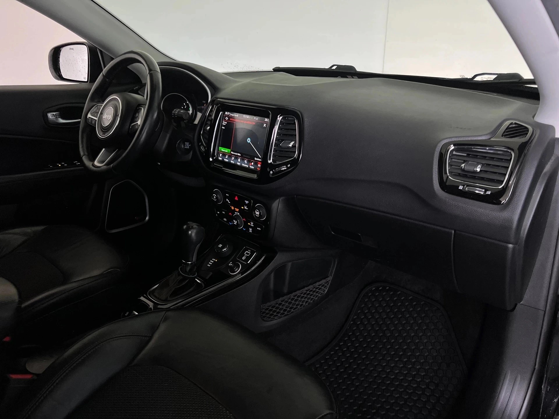 JEEP Compass 2.0CRD Limited AWD 9ATX-image-10