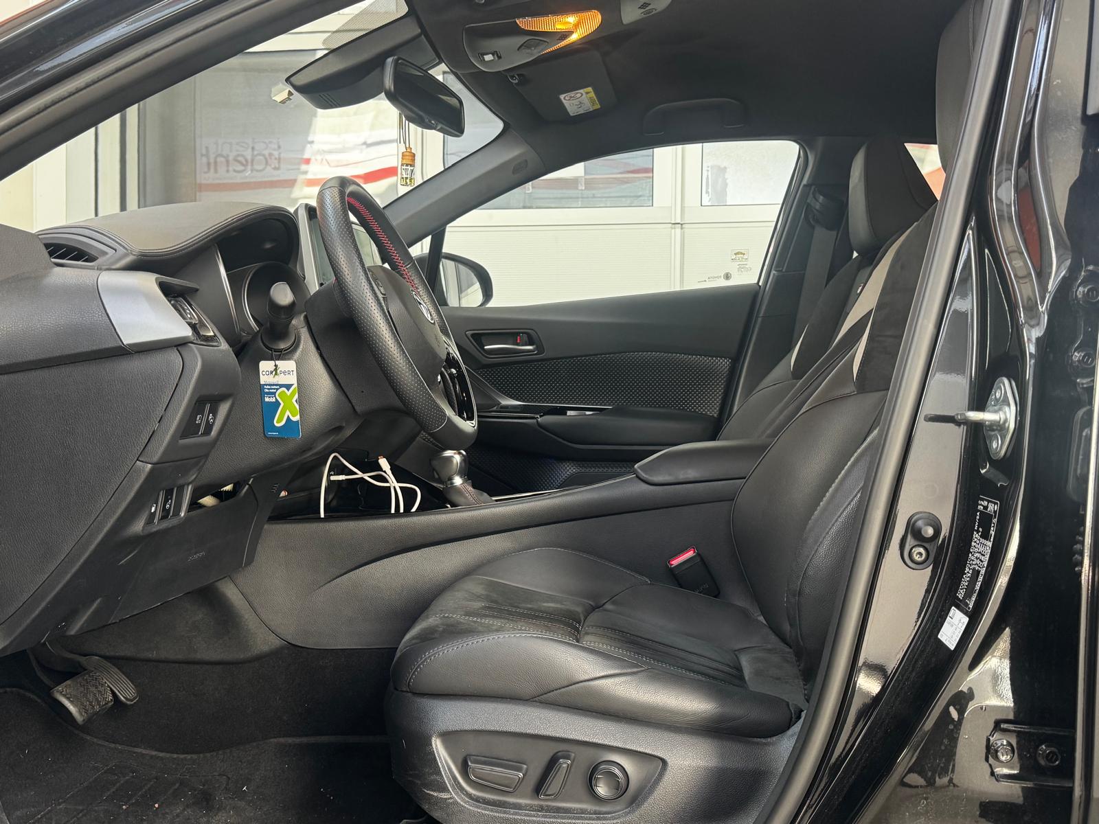 TOYOTA C-HR 2.0 HSD CVT GR Sport-image-5