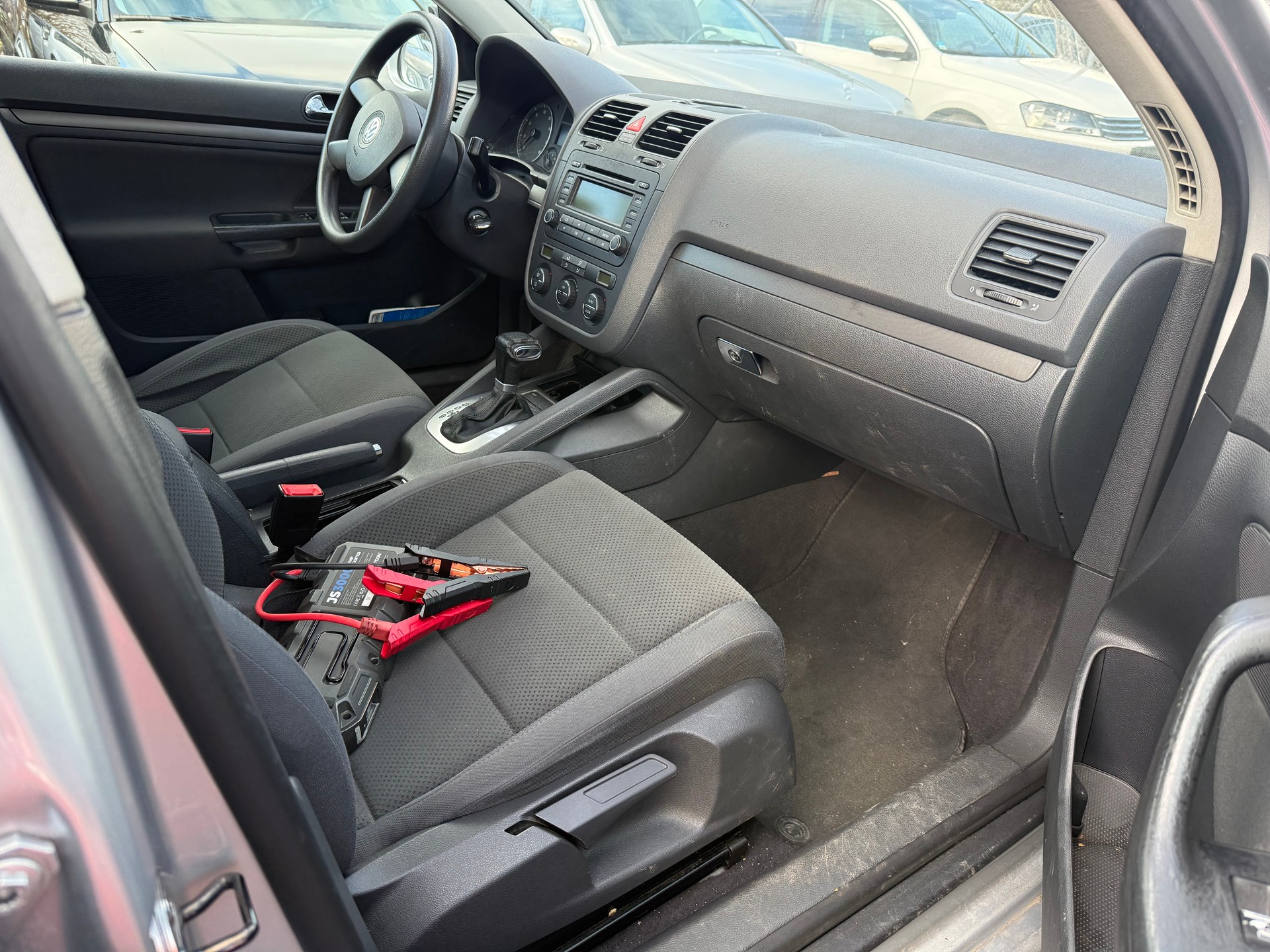 VW Golf 2.0 FSI Comfortline-image-8