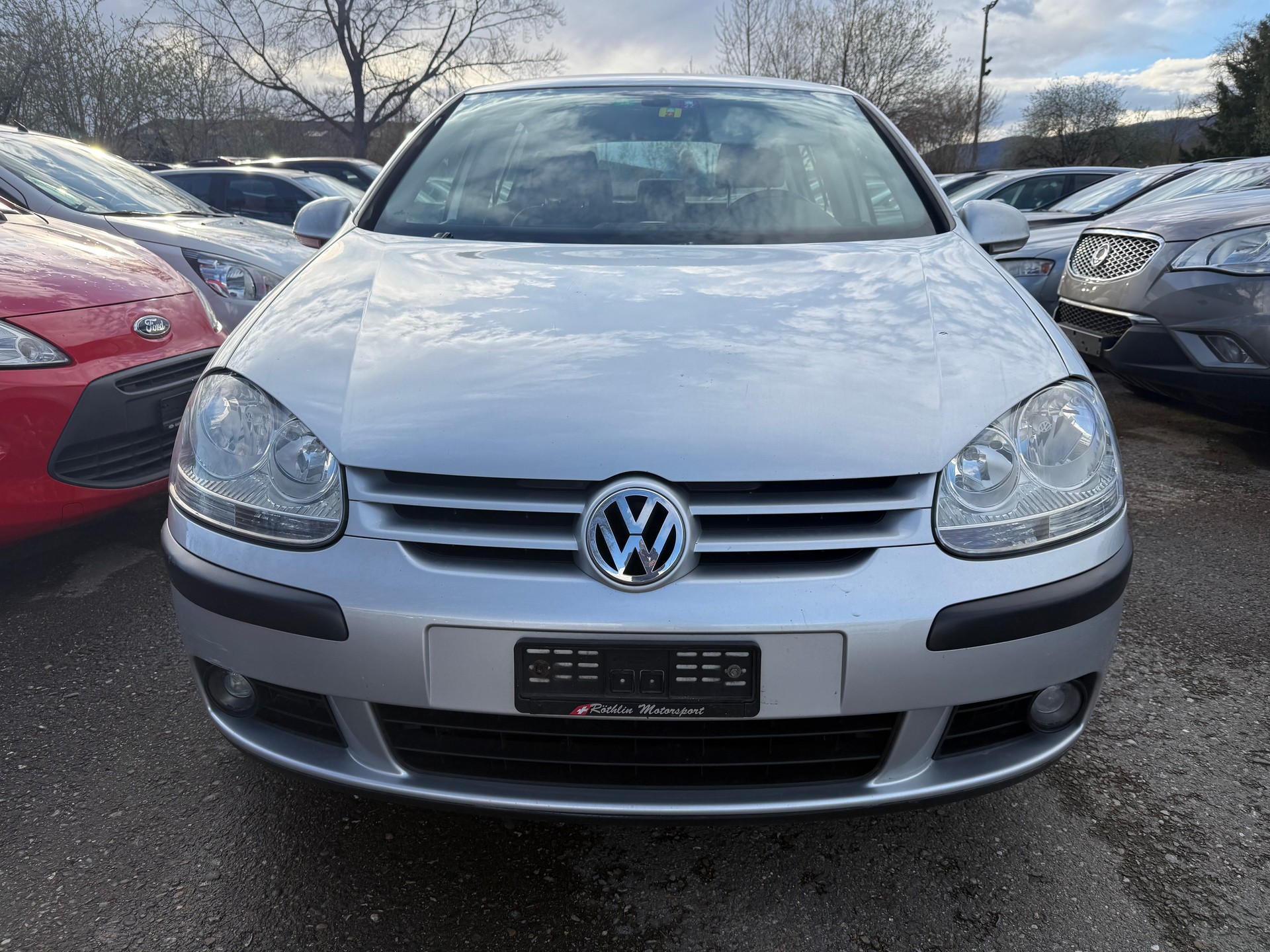 VW Golf 2.0 FSI Comfortline-image-1