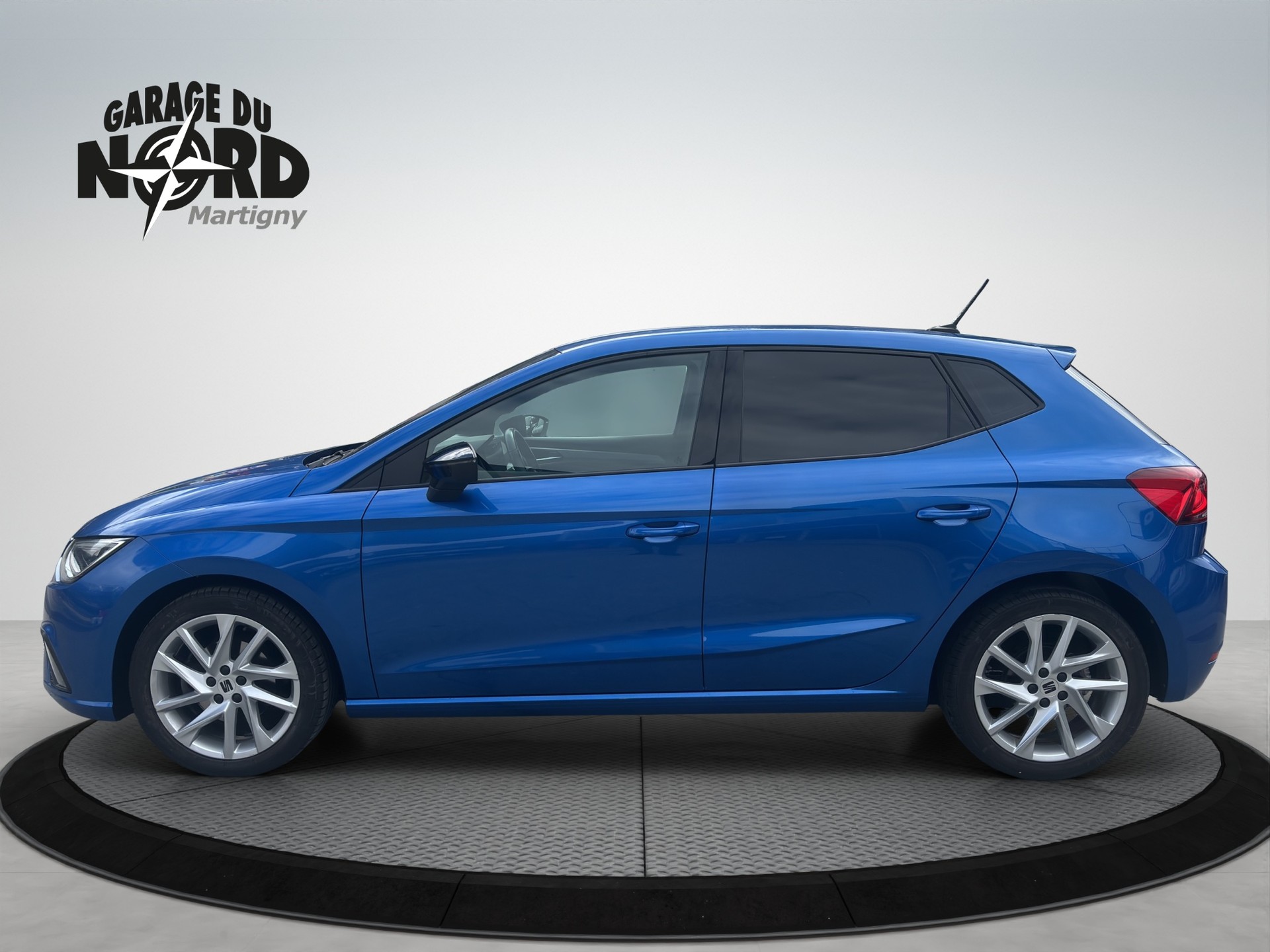 SEAT Ibiza 1.0 EcoTSI Hola FR DSG-image-2