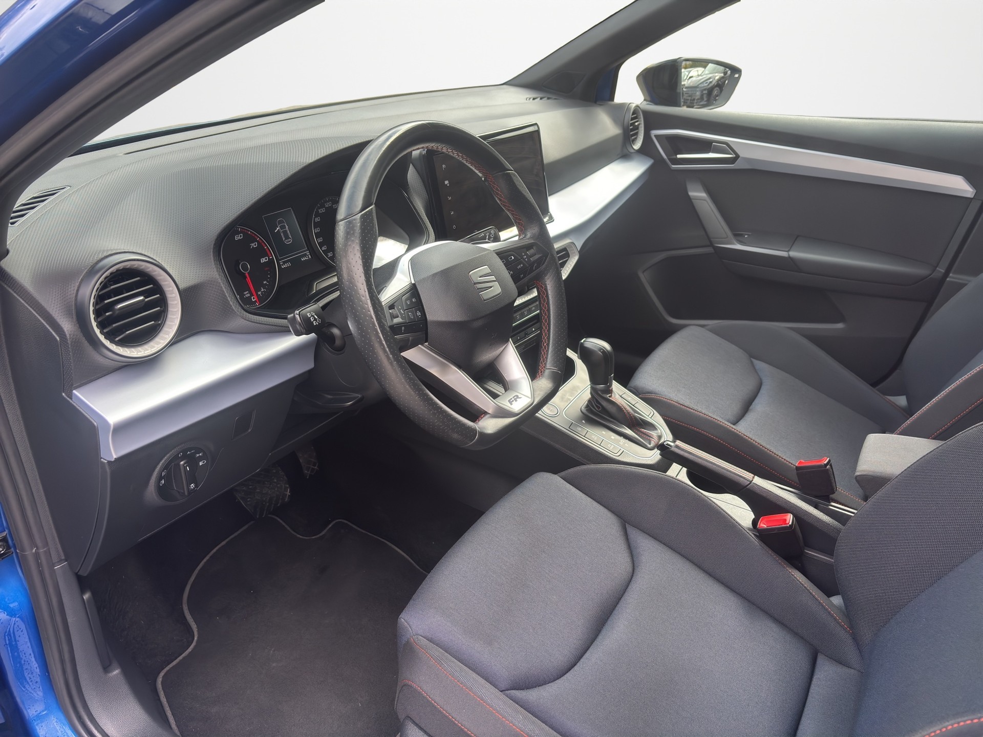 SEAT Ibiza 1.0 EcoTSI Hola FR DSG-image-8