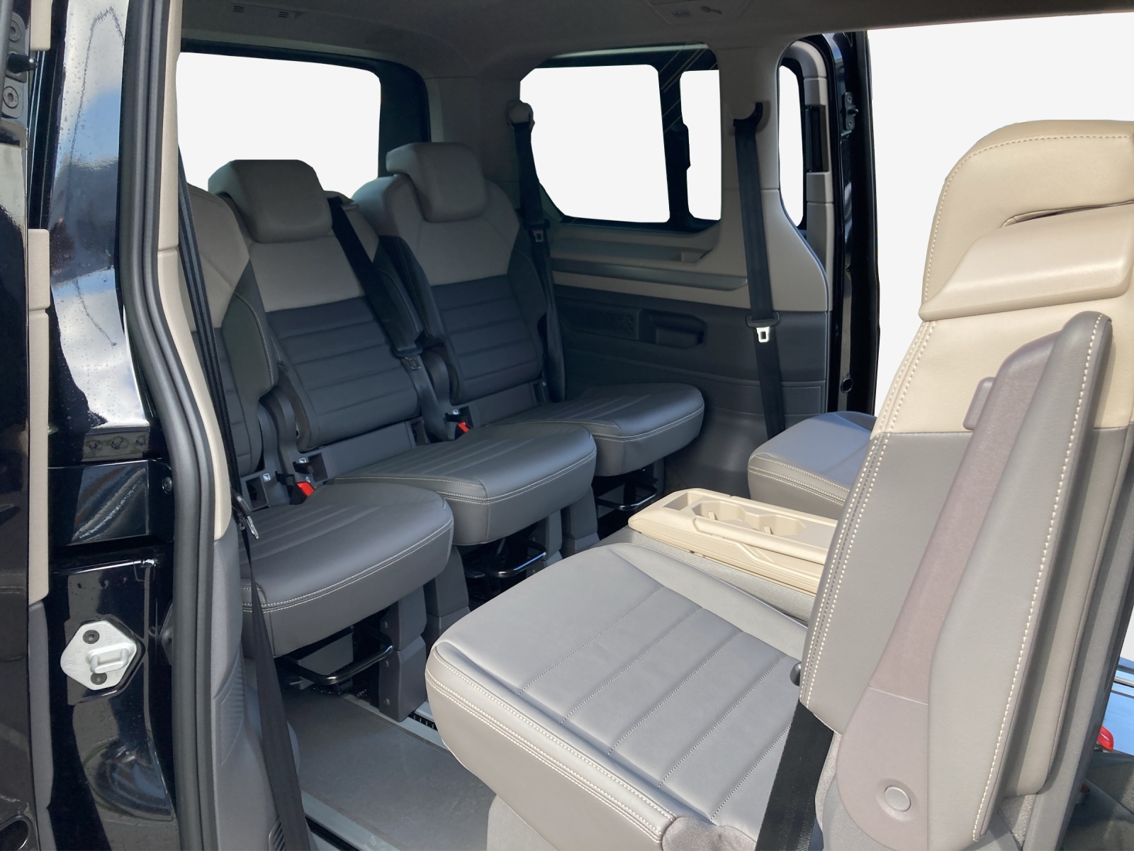 VW Multivan 1.5 eHybrid Style Liberty 4Motion DSG-image-14