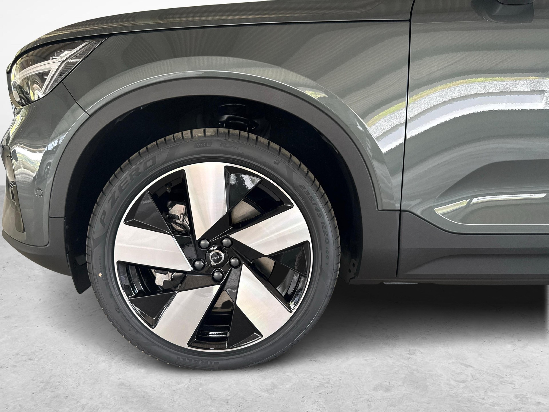 VOLVO EX40 Twin Ultra AWD-image-14