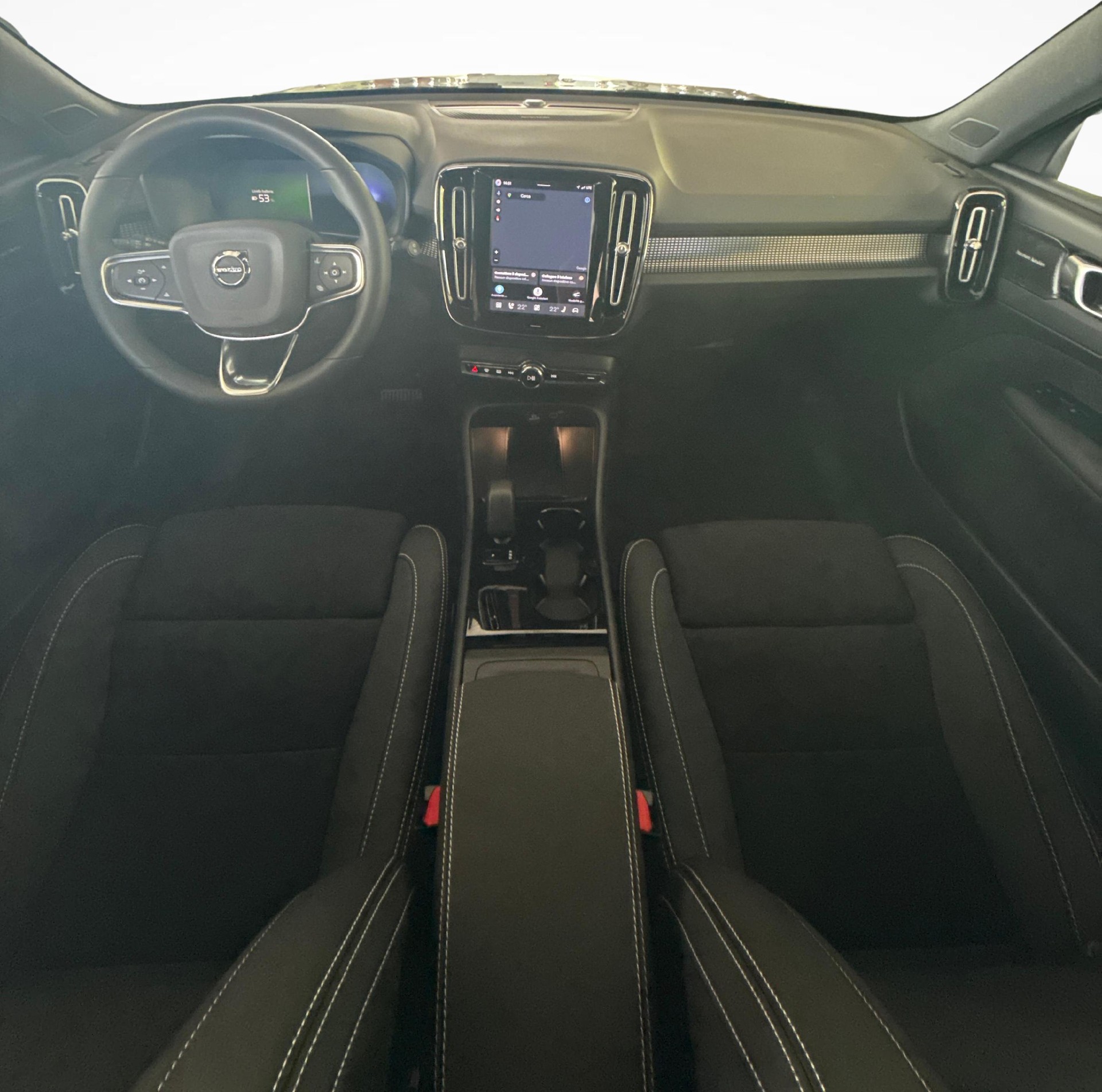 VOLVO EX40 Twin Ultra AWD-image-8