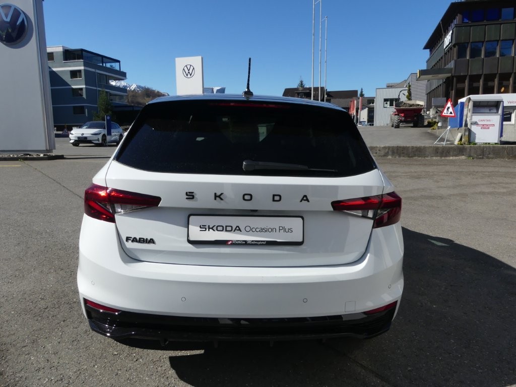 SKODA Fabia 1.5 TSI Monte Carlo DSG-image-2