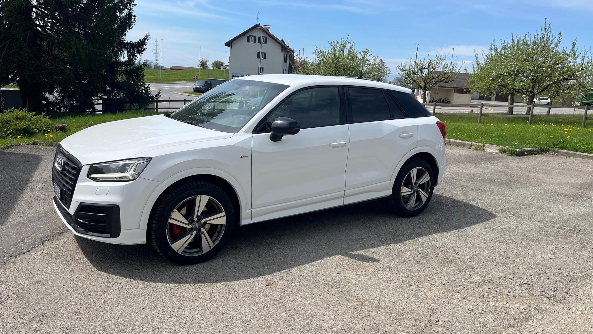 AUDI Q2 40 TFSI Sport quattro S-tronic-image-1