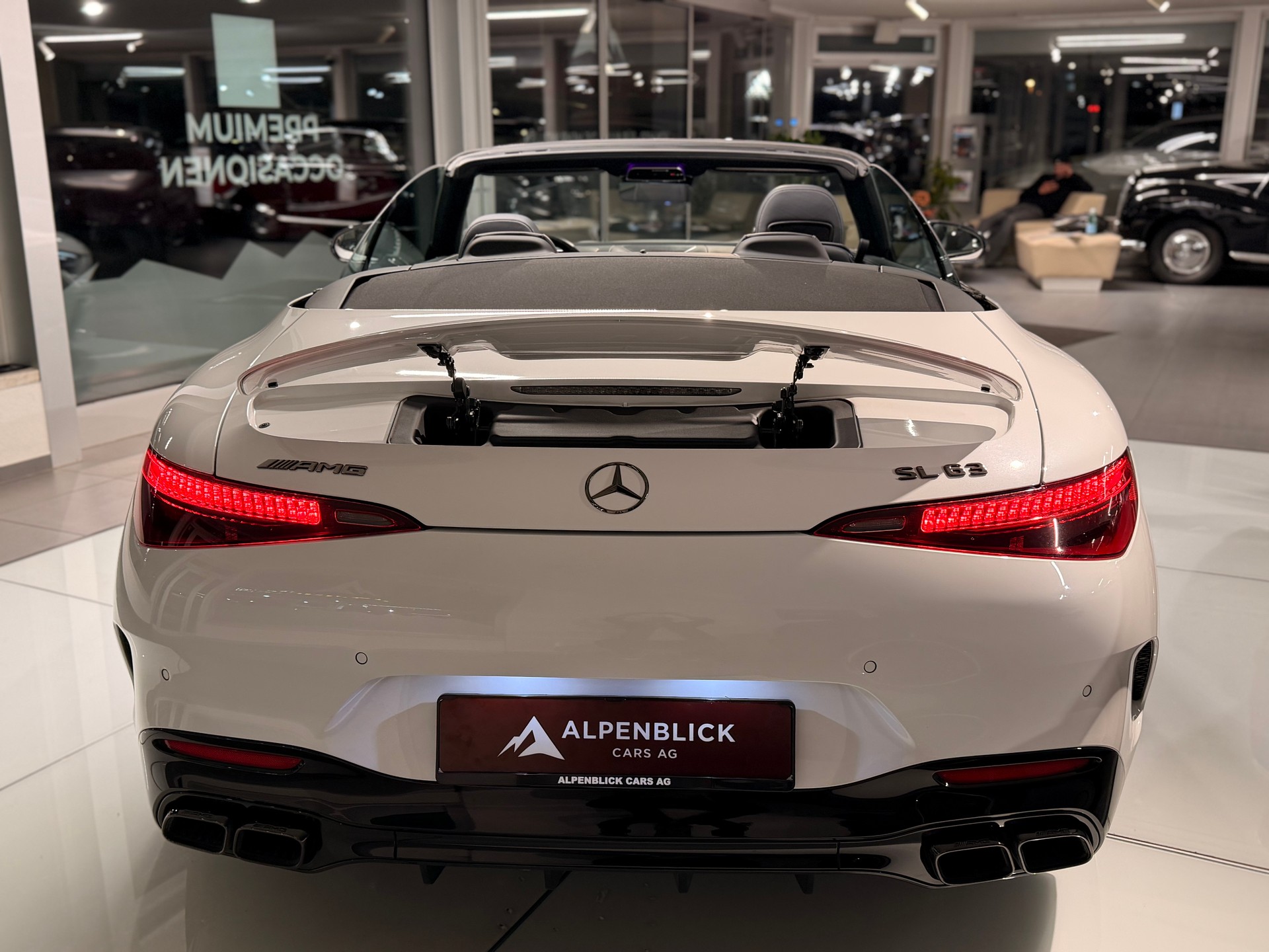 MERCEDES-BENZ AMG SL 63 4M Speedshift MCT-image-9