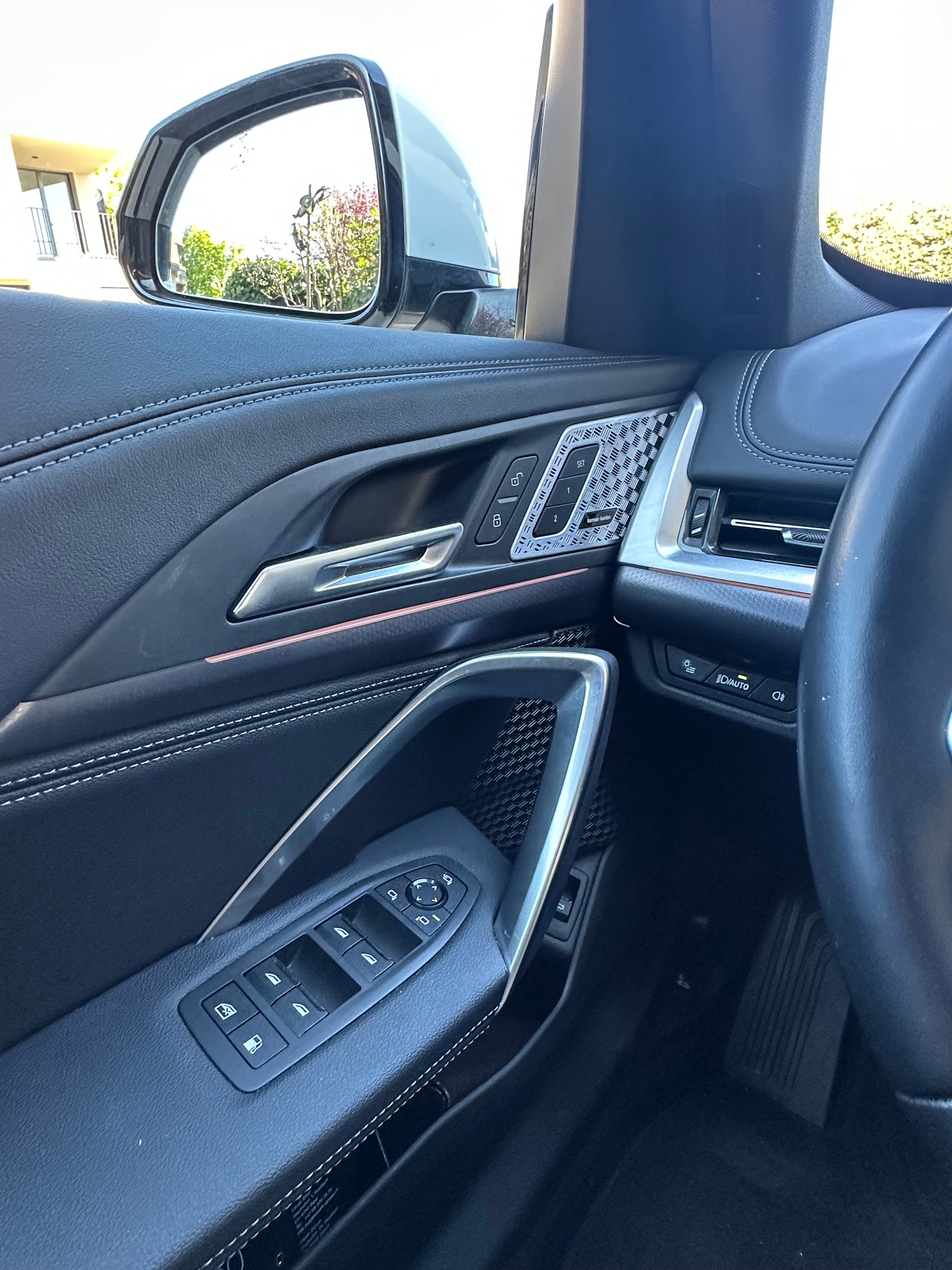 BMW X1 xDrive 25e M Sport-image-10