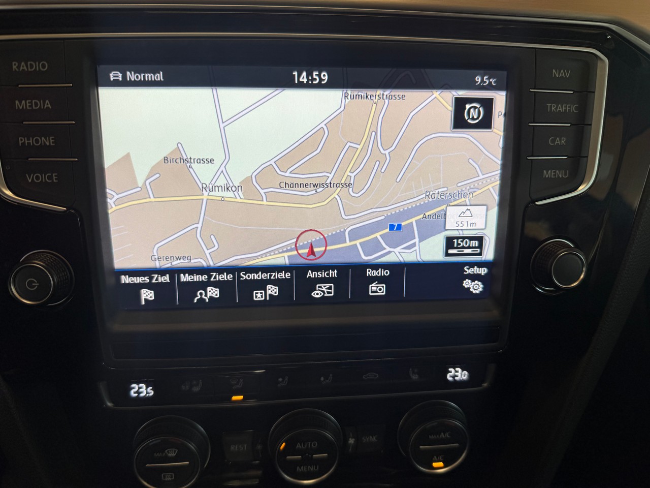 VW Passat Variant 2.0 TDI BMT High. DSG 4Motion-image-11