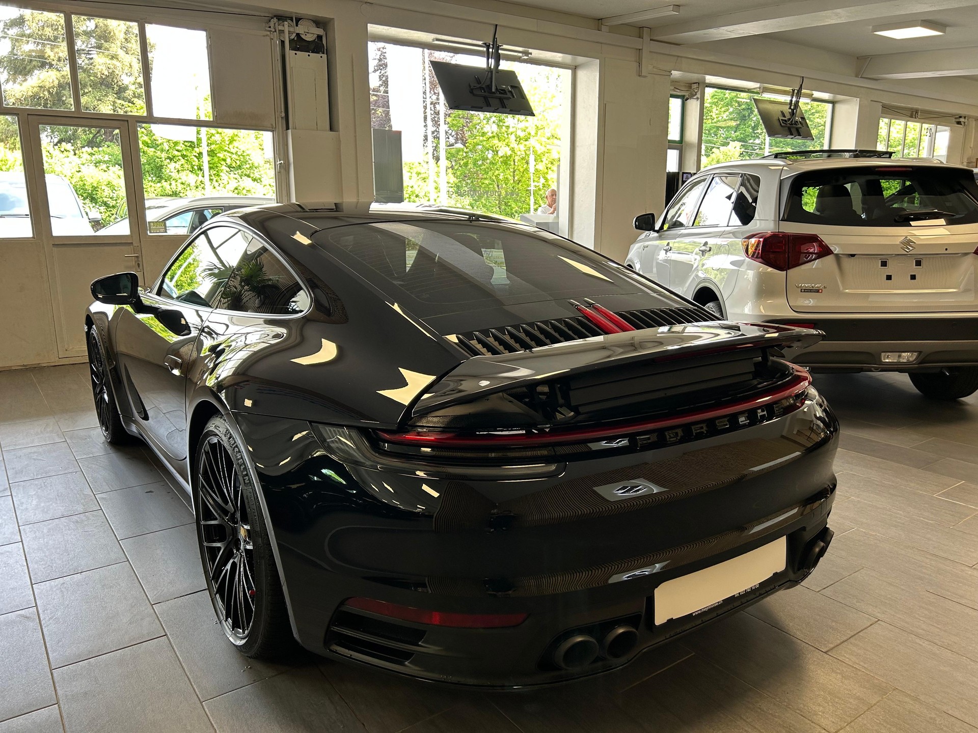 PORSCHE 911 Coupé 3.0 Carrera PDK-image-4