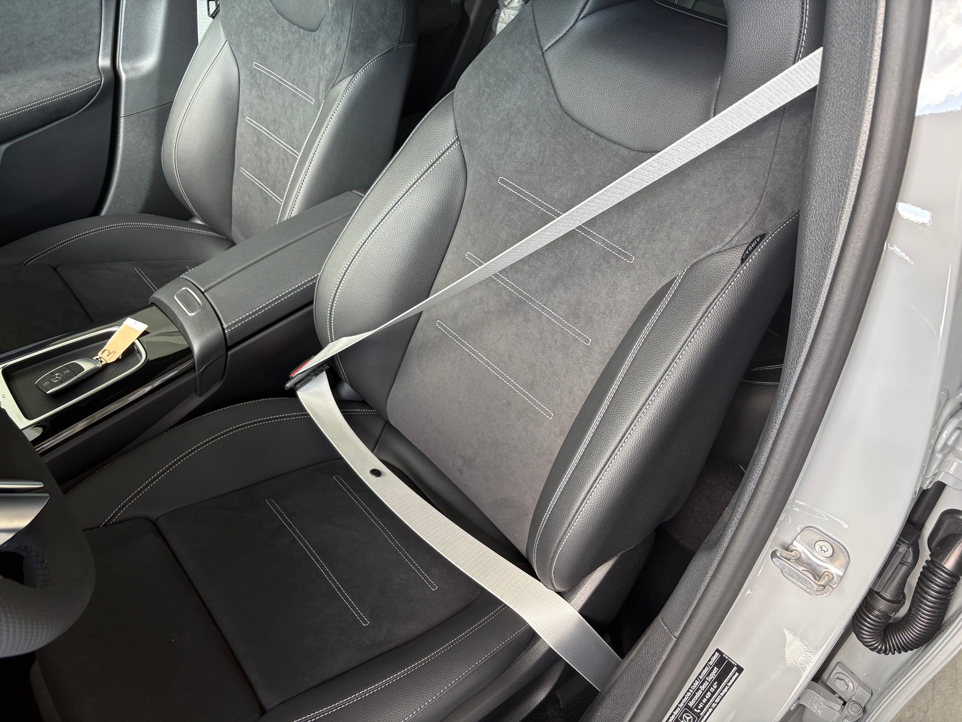MERCEDES-BENZ A 250 4Matic 8G-DCT-image-15