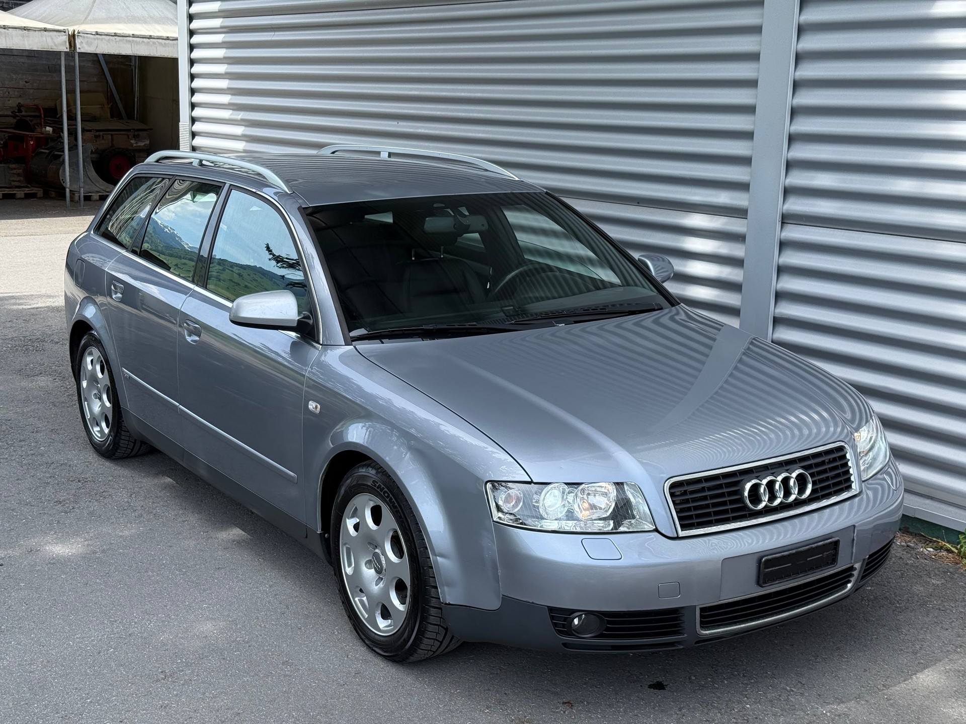 AUDI A4 Avant 3.0 V6 quattro-image-4