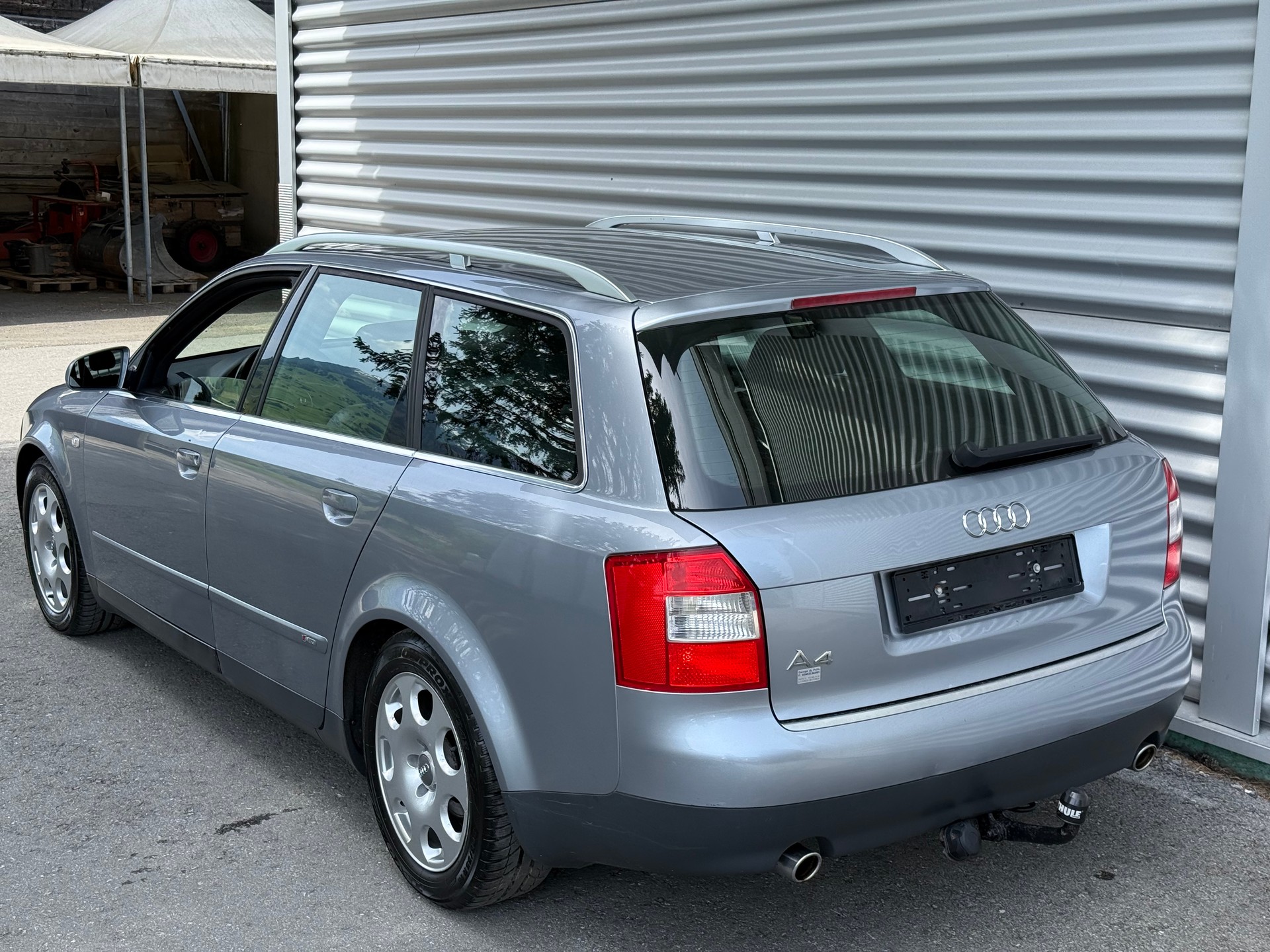 AUDI A4 Avant 3.0 V6 quattro-image-3