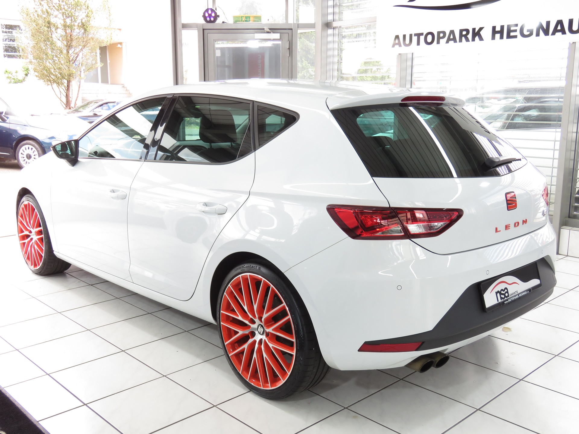 SEAT Leon 1.8 TSI FR DSG-image-6