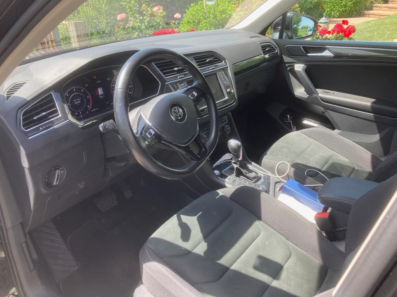 VW Tiguan 2.0 TDI SCR Highline DSG-image-4