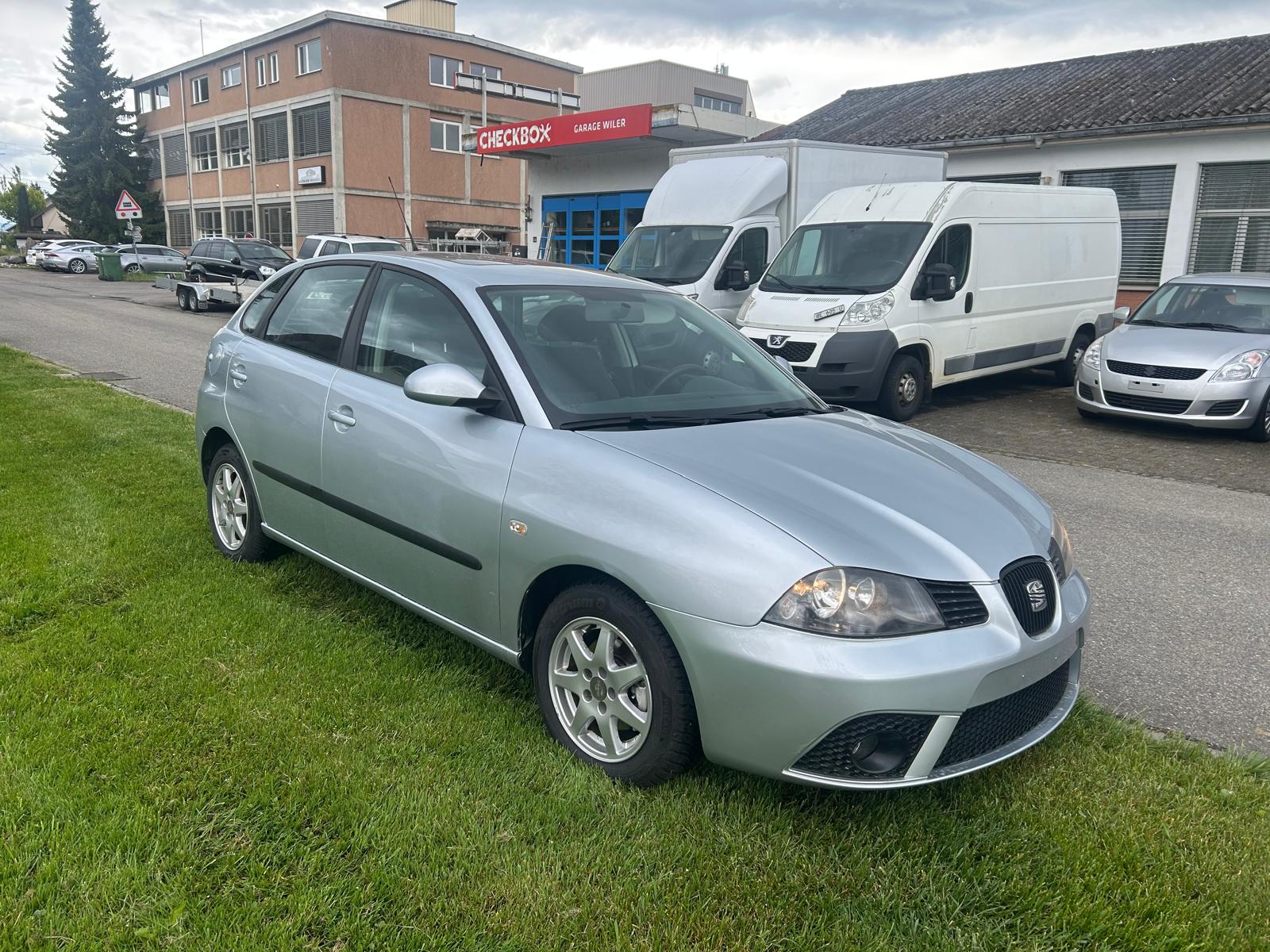 SEAT Ibiza 1.4 16V Edition Joya-image-2