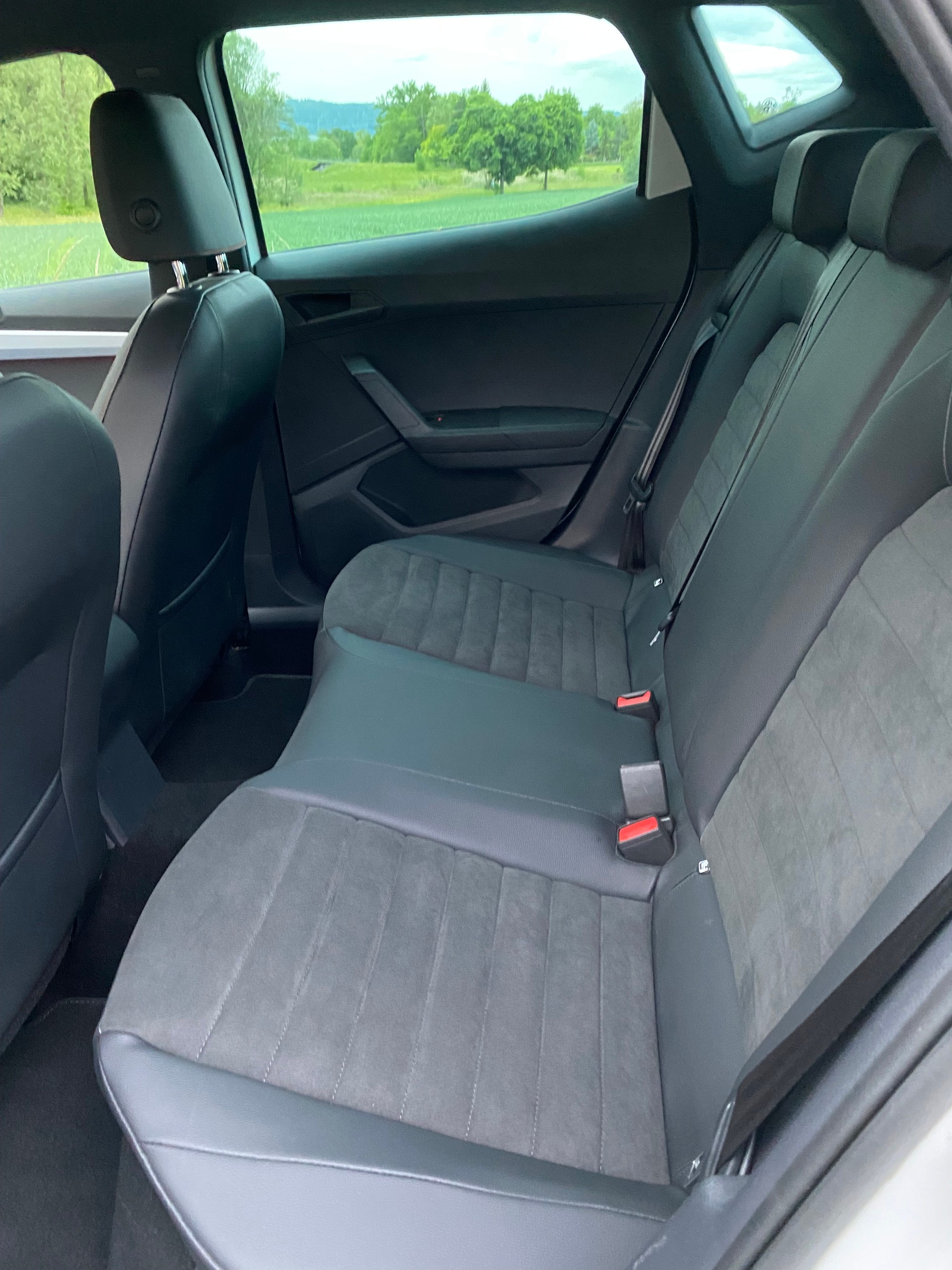 SEAT Ibiza 1.5 EcoTSI FR DSG-image-12