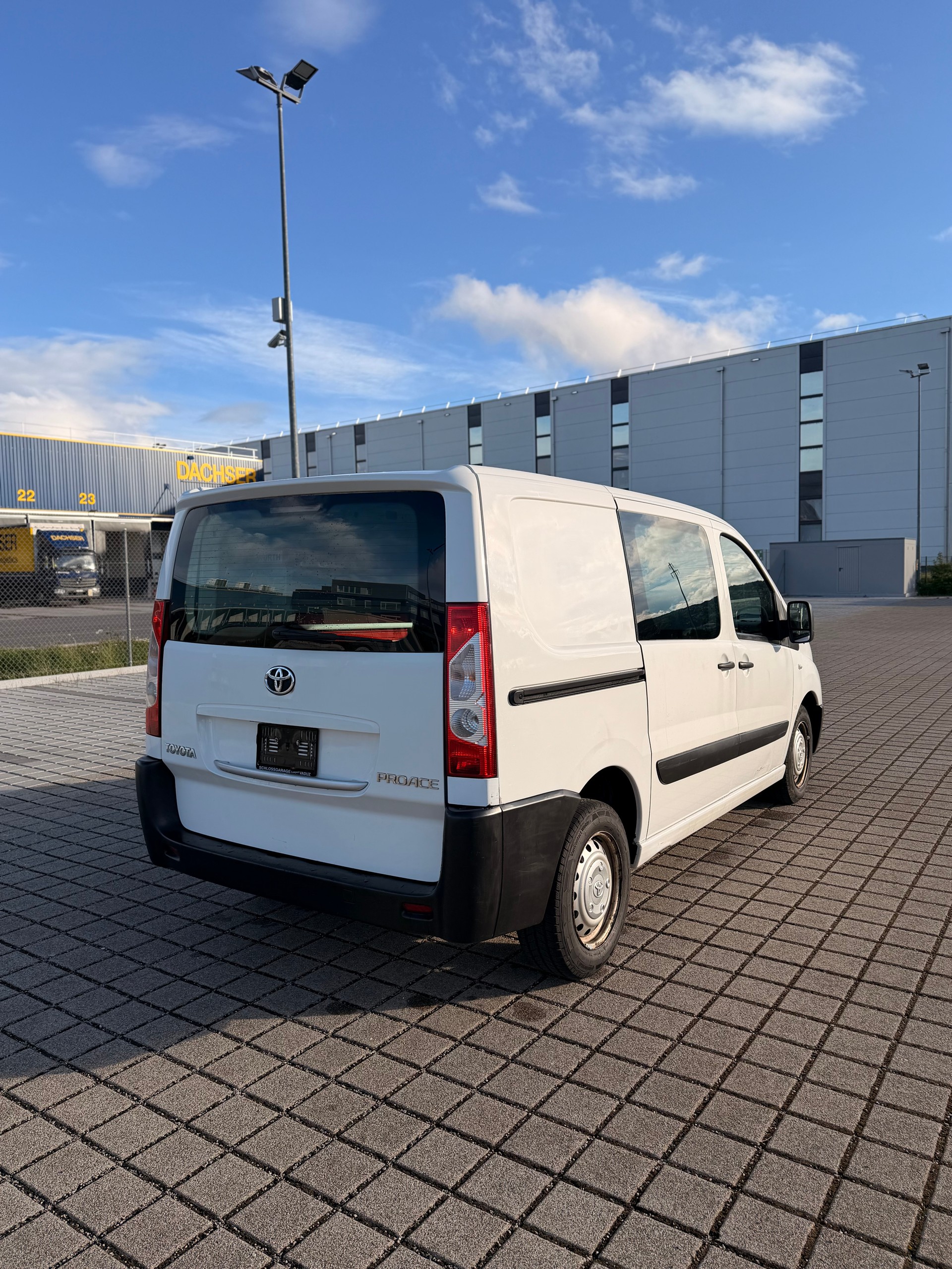 TOYOTA Proace 2.0D Panel Van Terra L1H1 Mit Werkzeugschrank-image-7