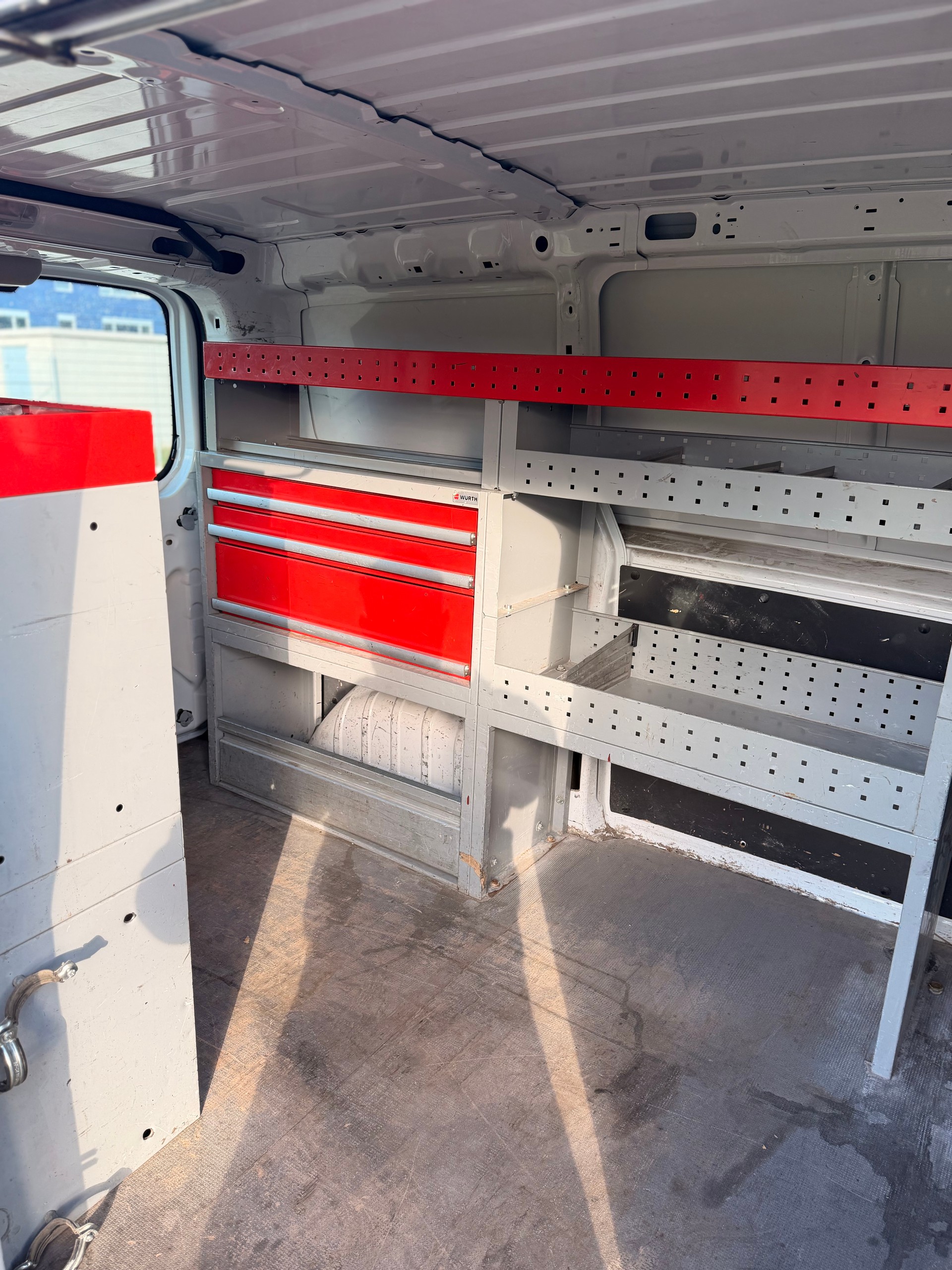 TOYOTA Proace 2.0D Panel Van Terra L1H1 Mit Werkzeugschrank-image-14