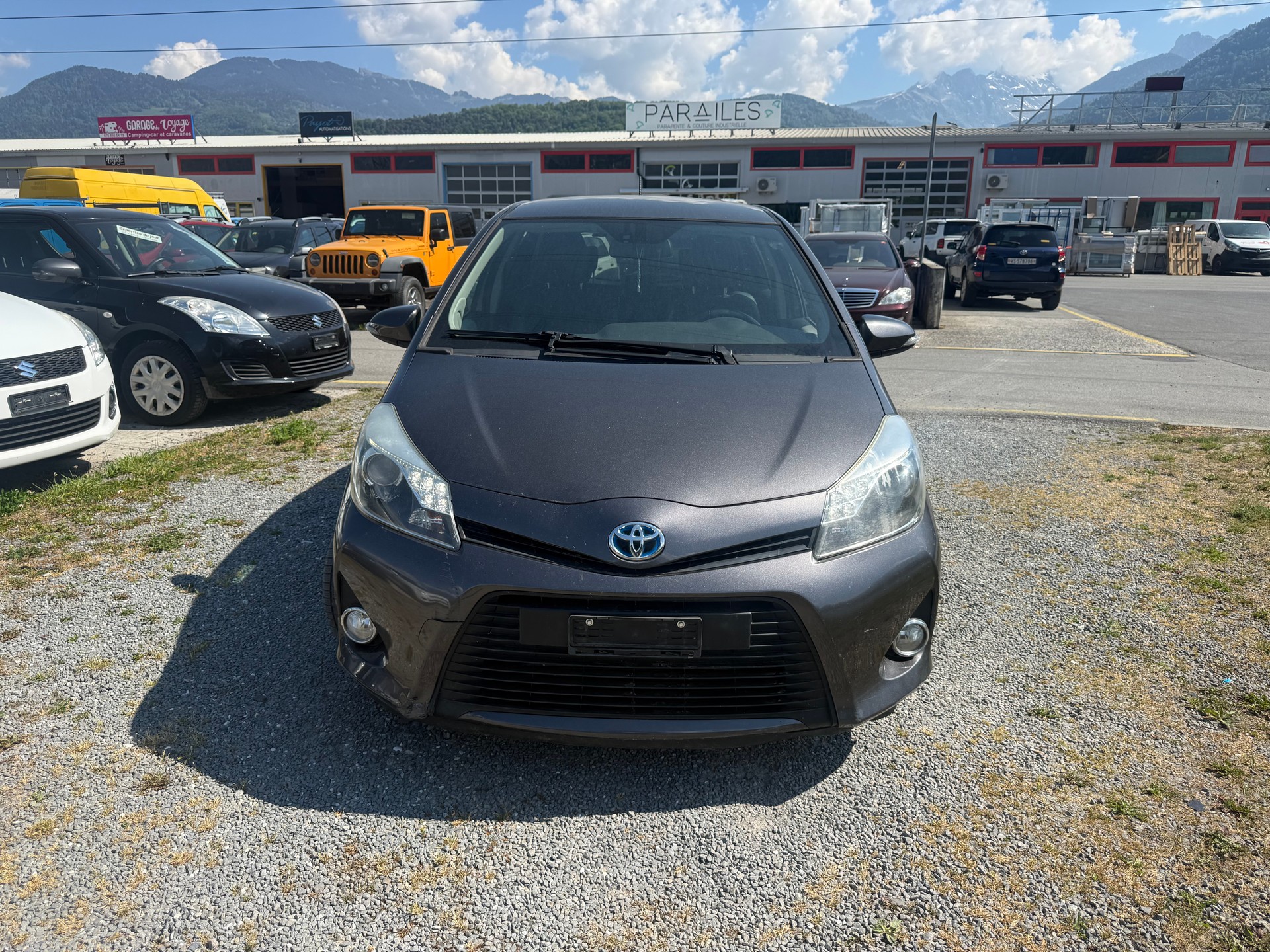 TOYOTA Yaris 1.5 VVT-i Hybrid Sol Premium CVT