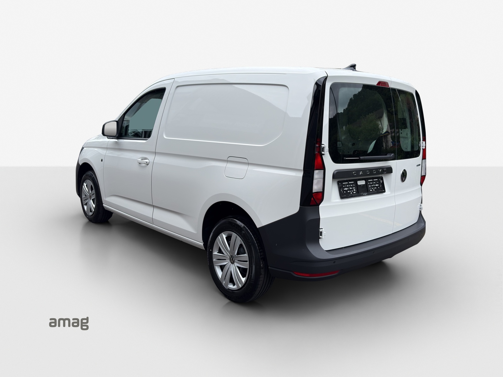 VW Caddy Cargo 2.0TDI 4Motion-image-2