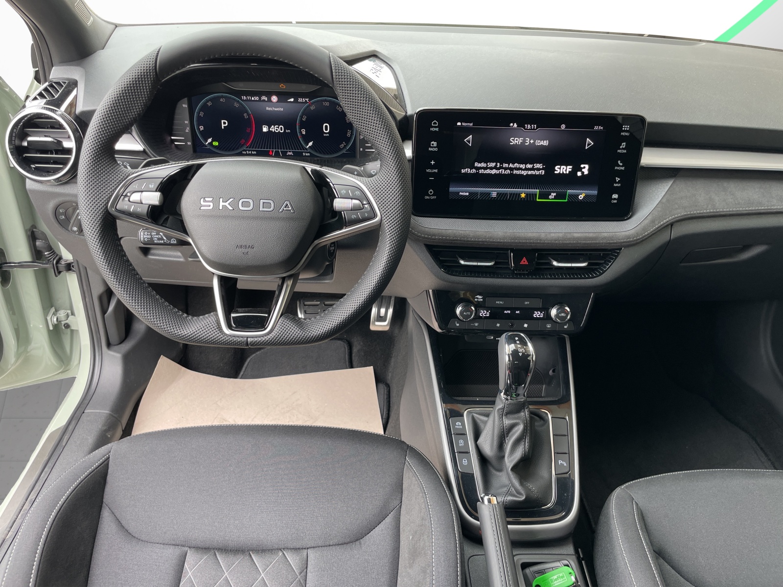 SKODA Fabia 1.5 TSI Dynamic DSG-image-9
