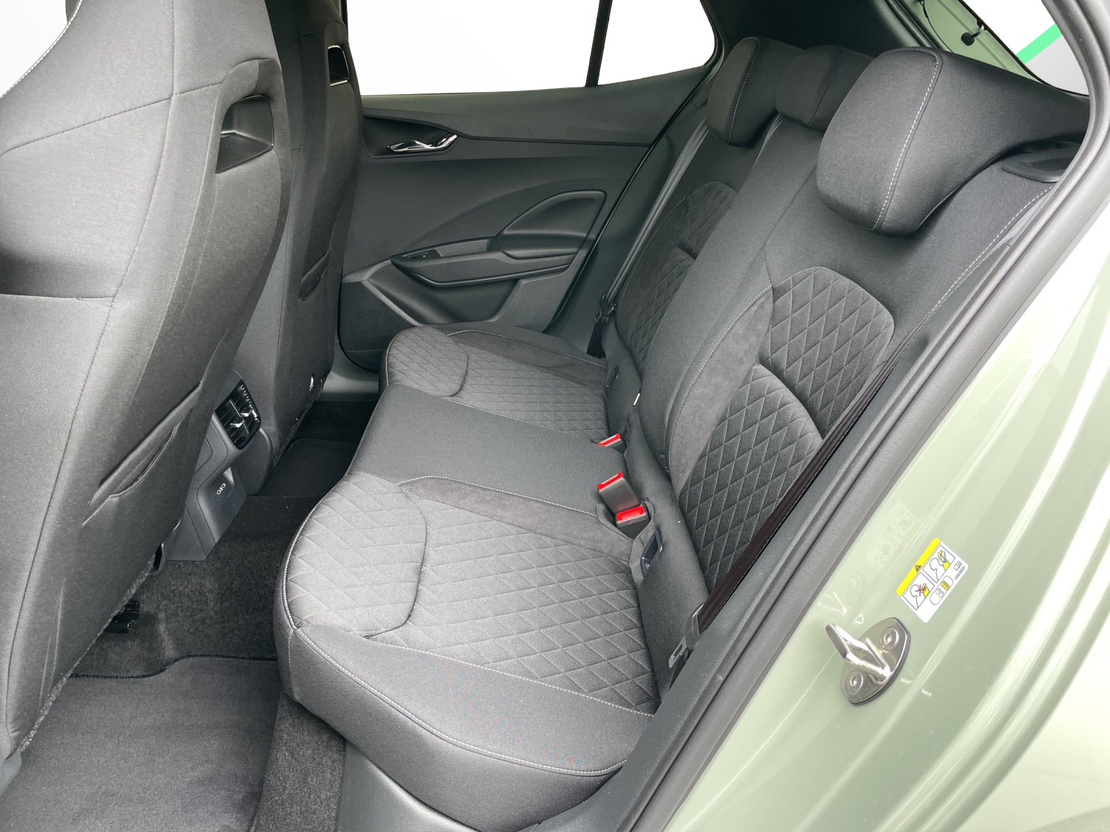 SKODA Fabia 1.5 TSI Dynamic DSG-image-13