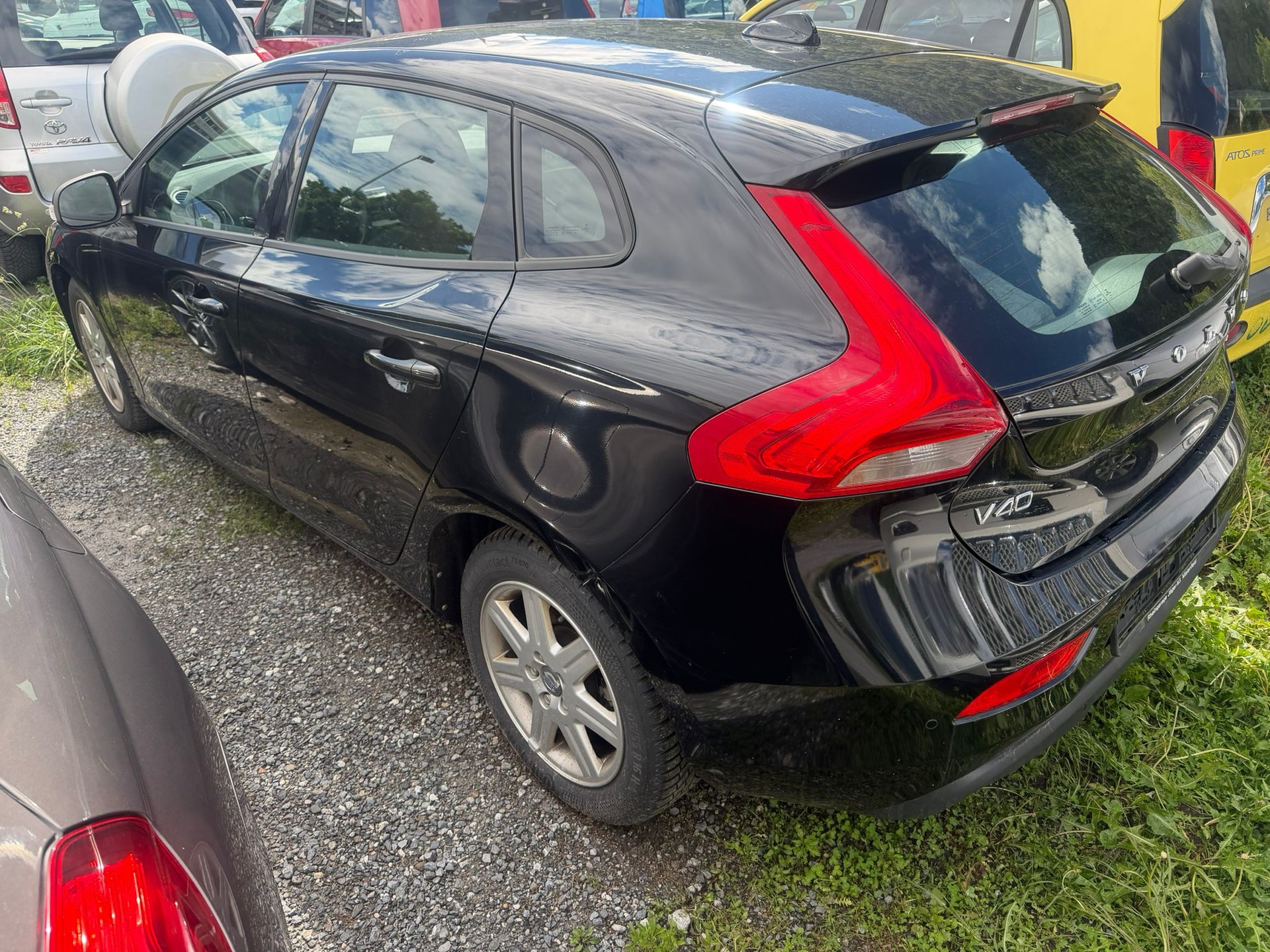 VOLVO V40 D2-image-7