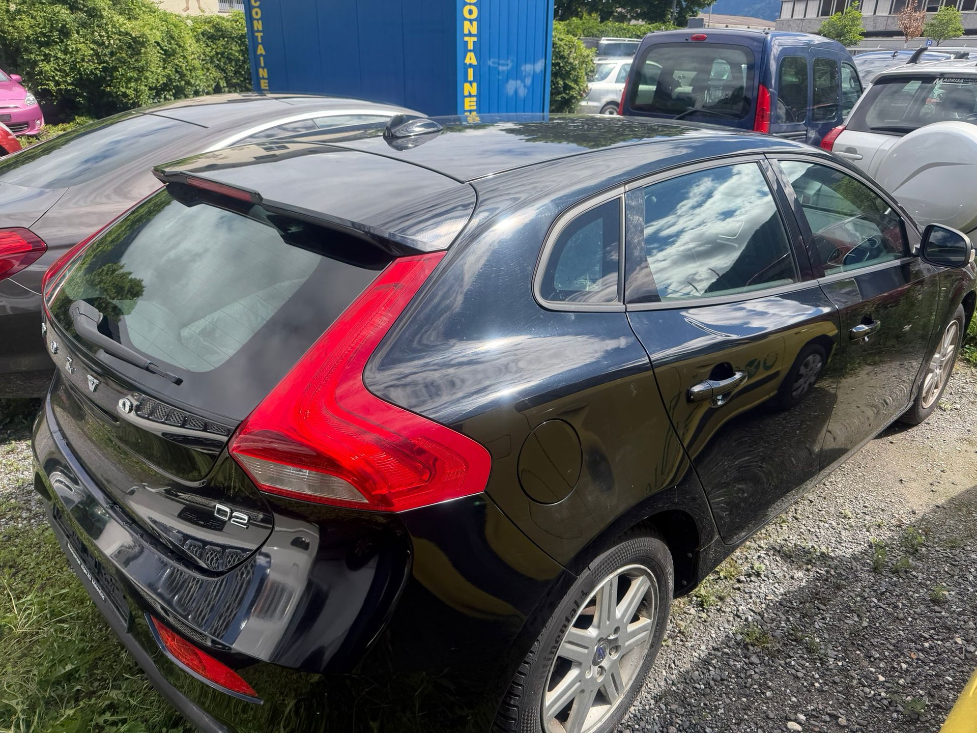 VOLVO V40 D2-image-3